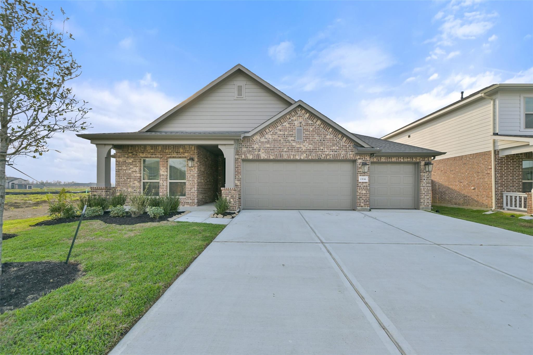 1536 Apache Heights Drive