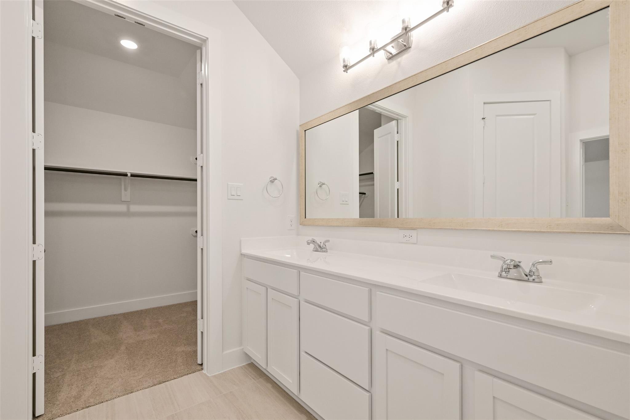1536 Apache Heights Drive