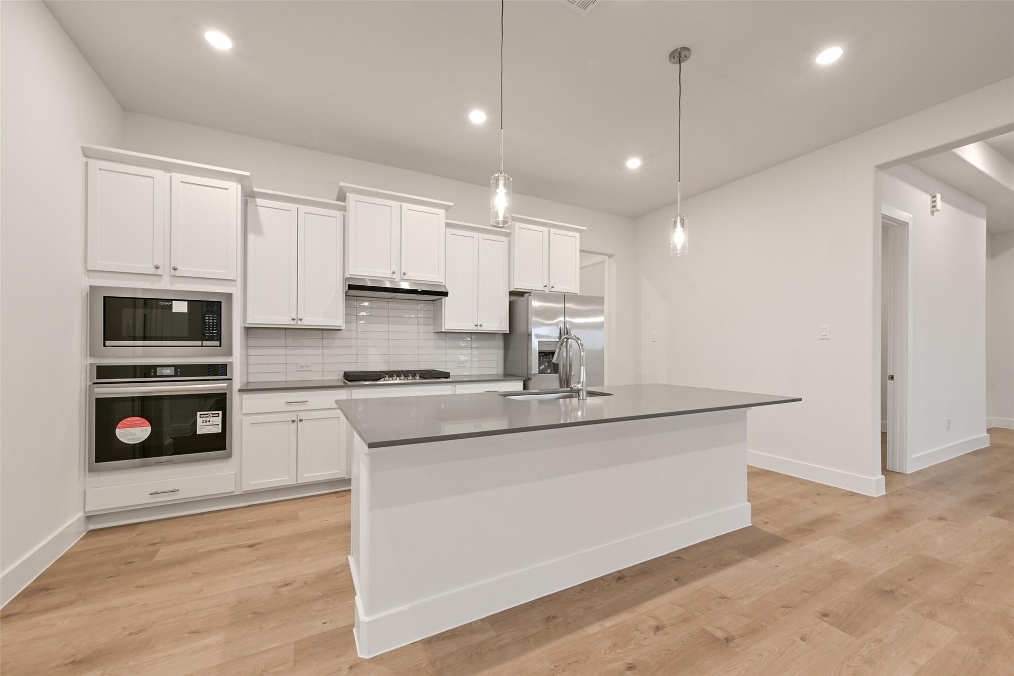 1536 Apache Heights Drive