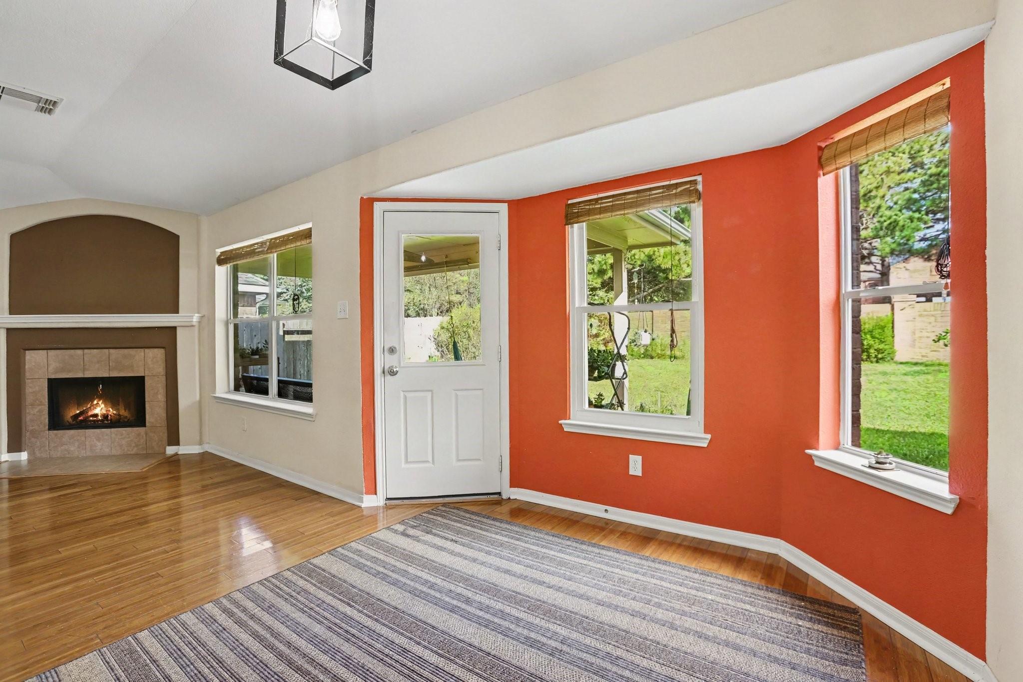 26922 Kingston Glen Lane