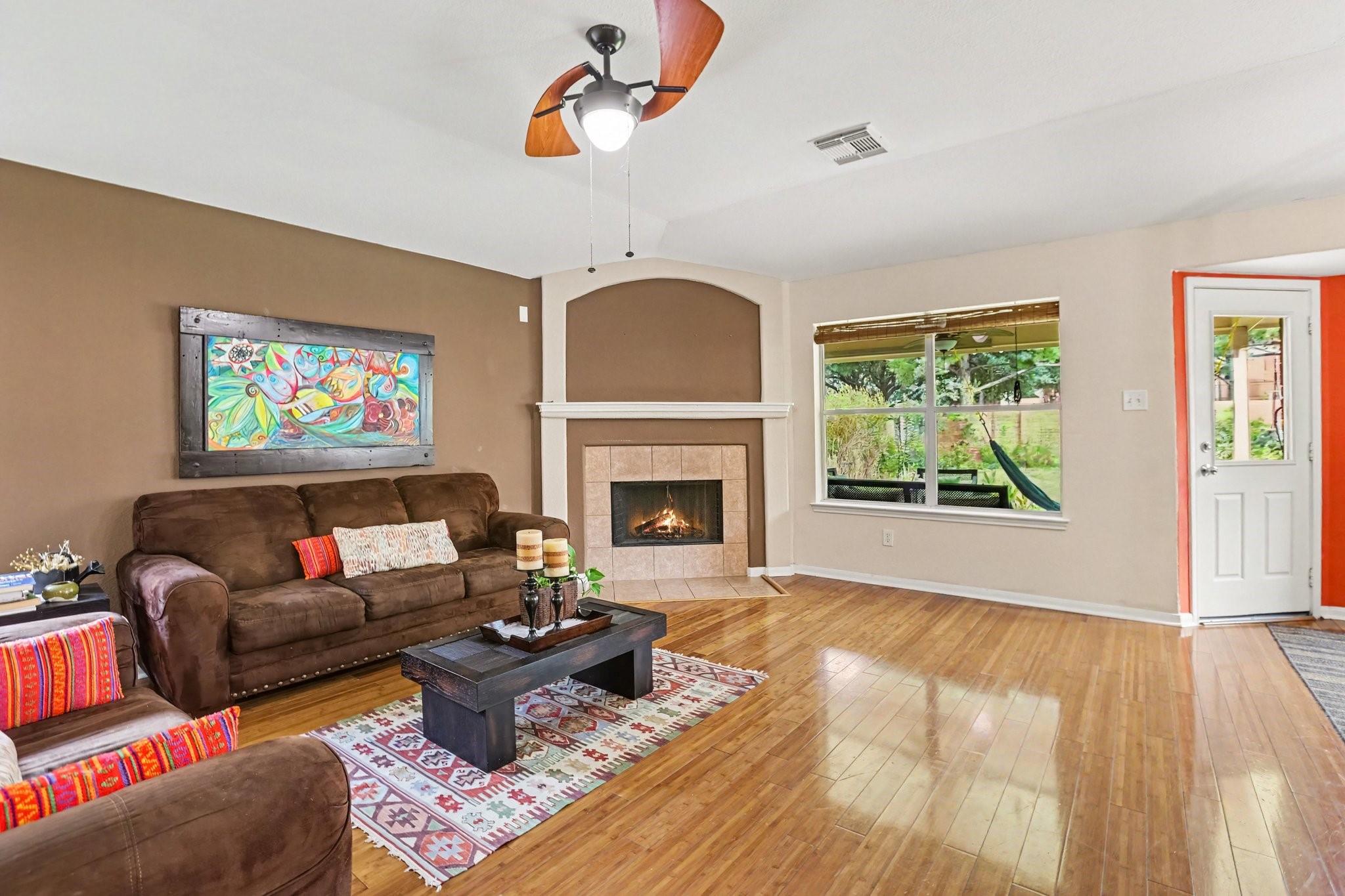 26922 Kingston Glen Lane