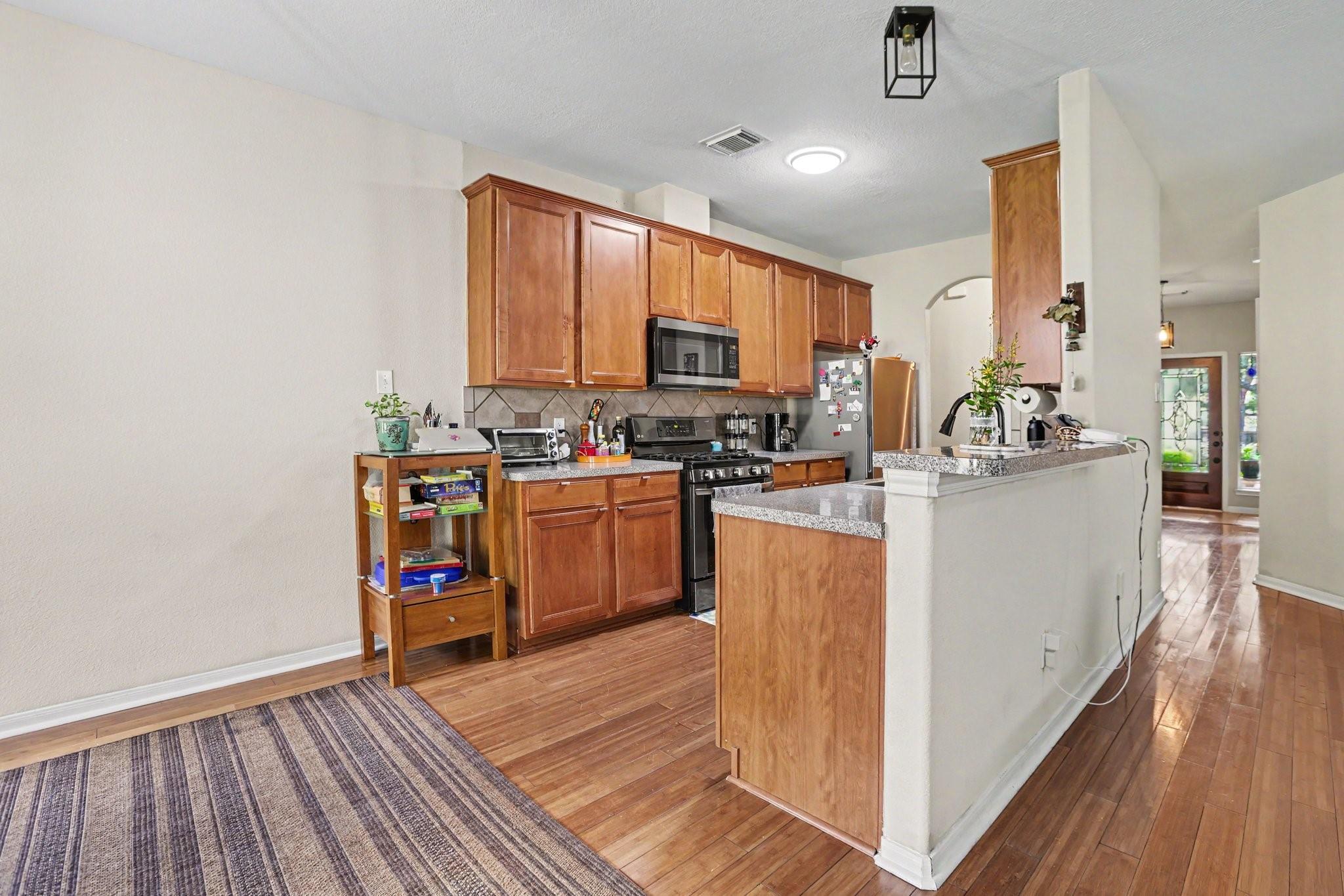 26922 Kingston Glen Lane