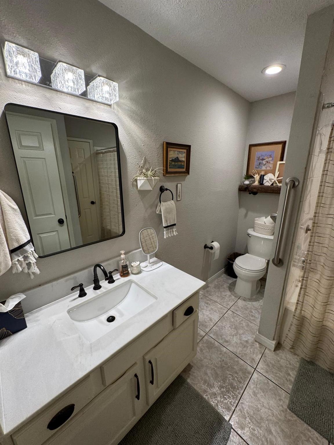 2011 Spenwick Drive # 511