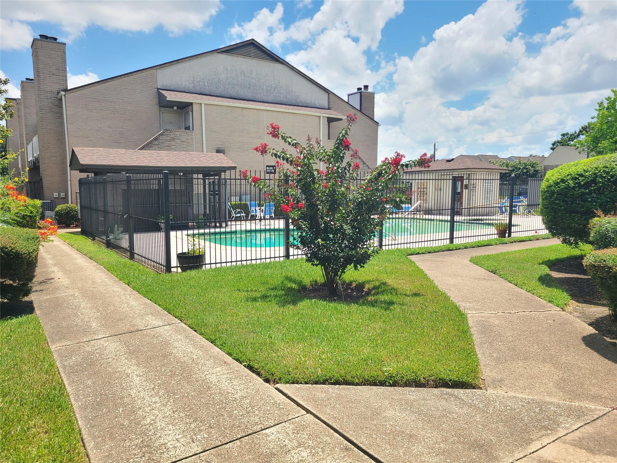 2011 Spenwick Drive # 511