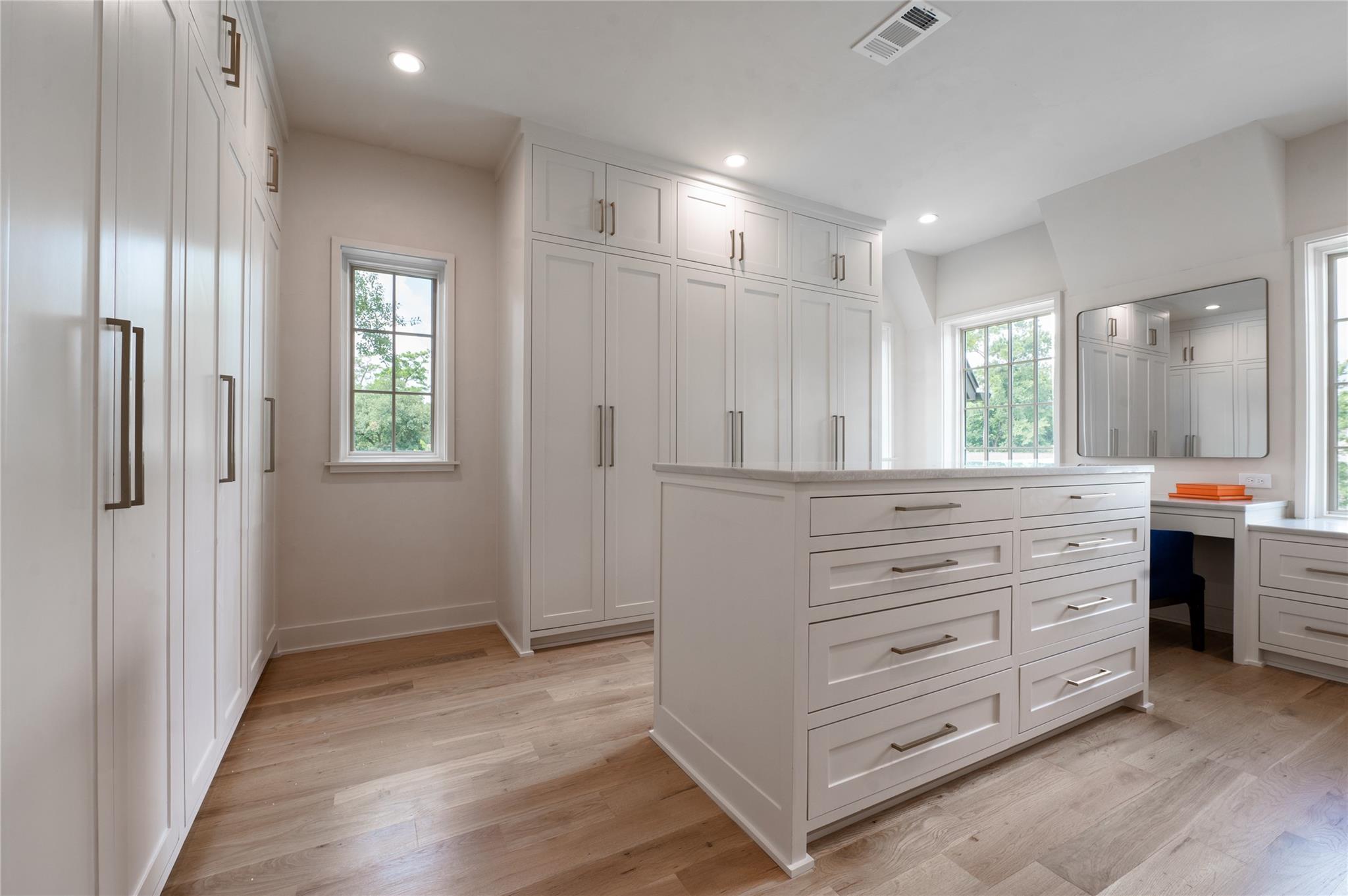 606 Pinehaven Drive