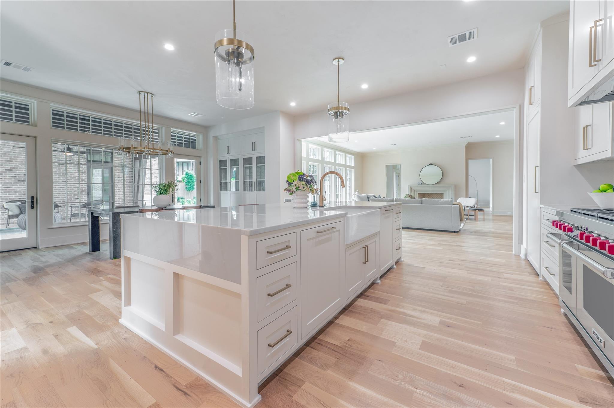 606 Pinehaven Drive