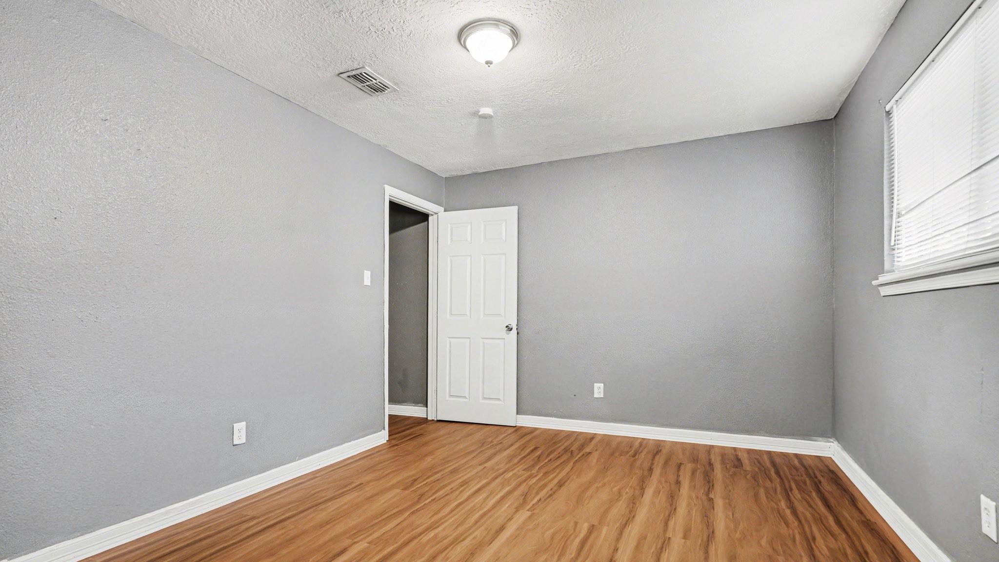 5318 Hemlock Drive