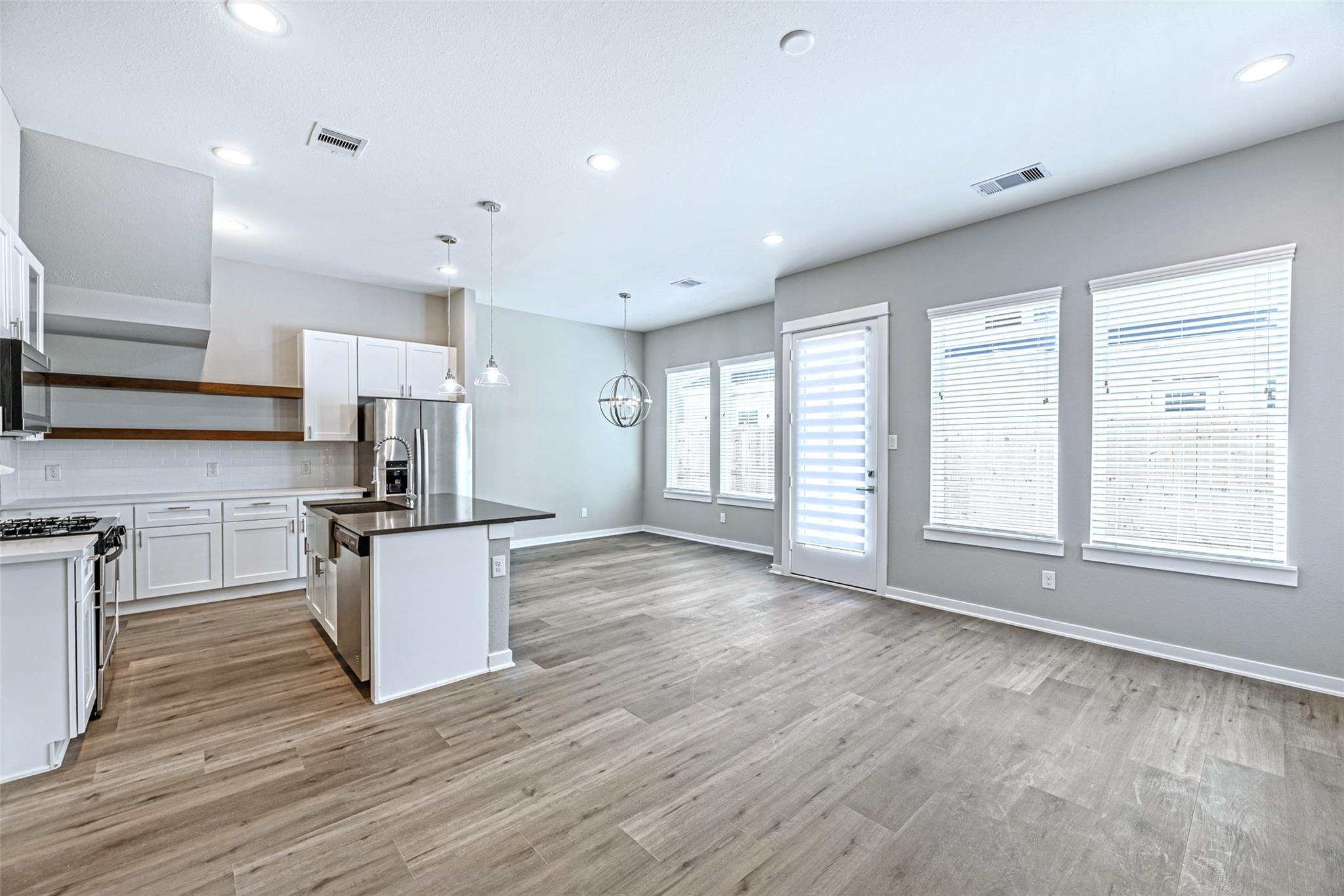 8423 Berry Brush Lane