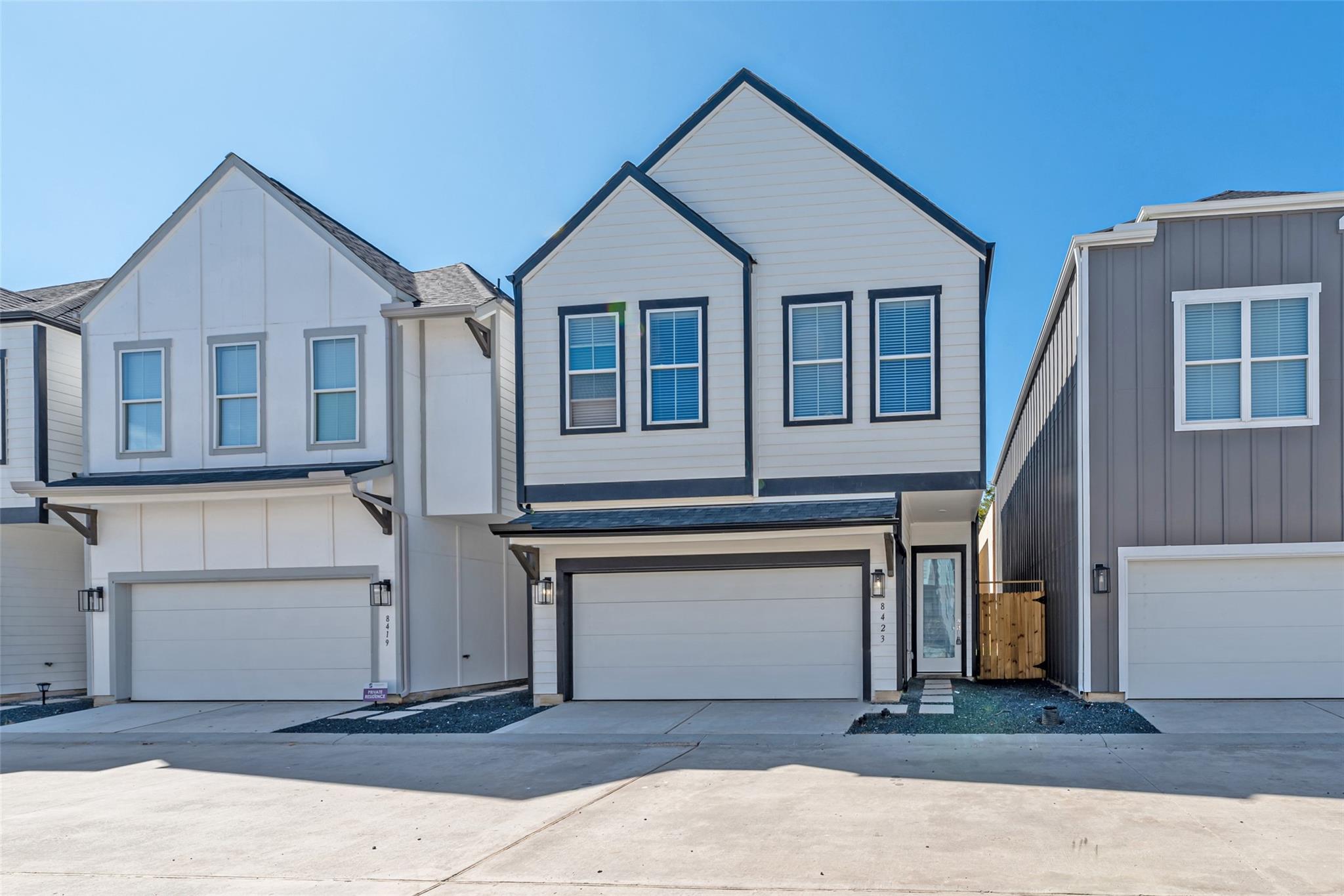8423 Berry Brush Lane
