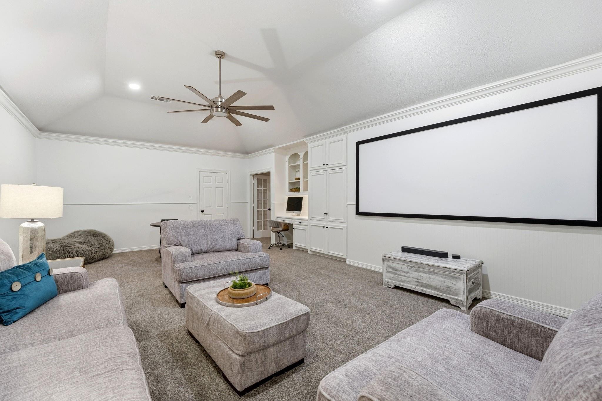 62 N Spring Trellis Circle