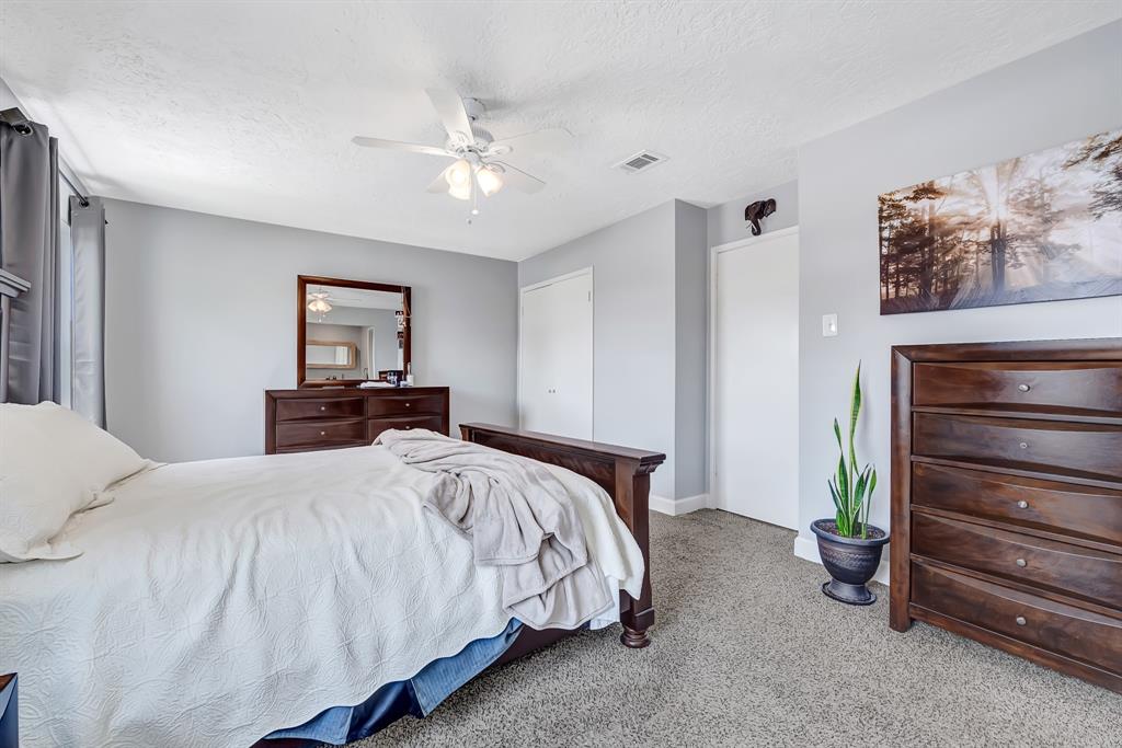 11812 Southlake Drive