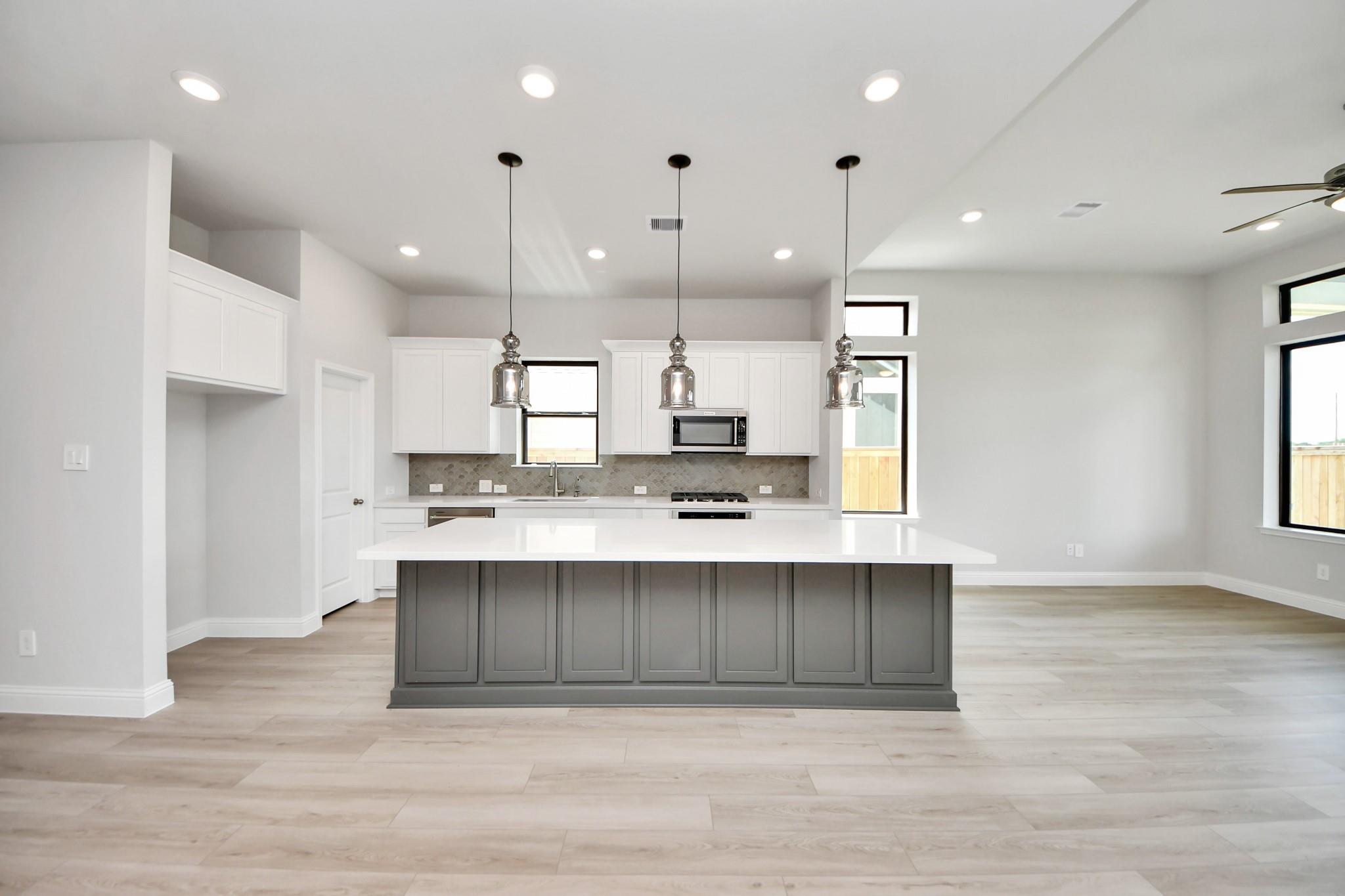 21722 Swift Flier Lane