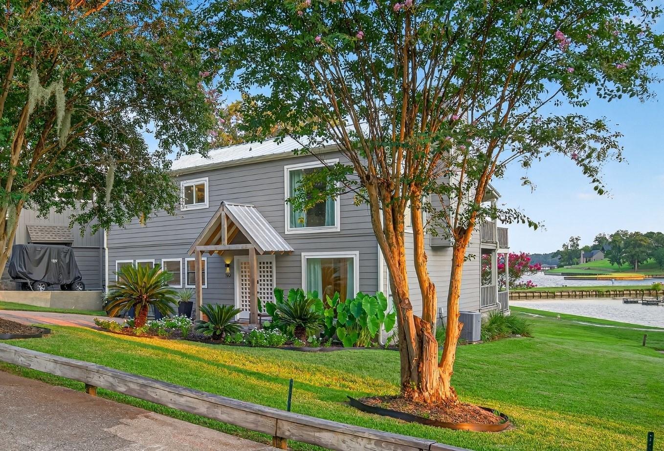 190 Harbour Row Drive, Coldspring