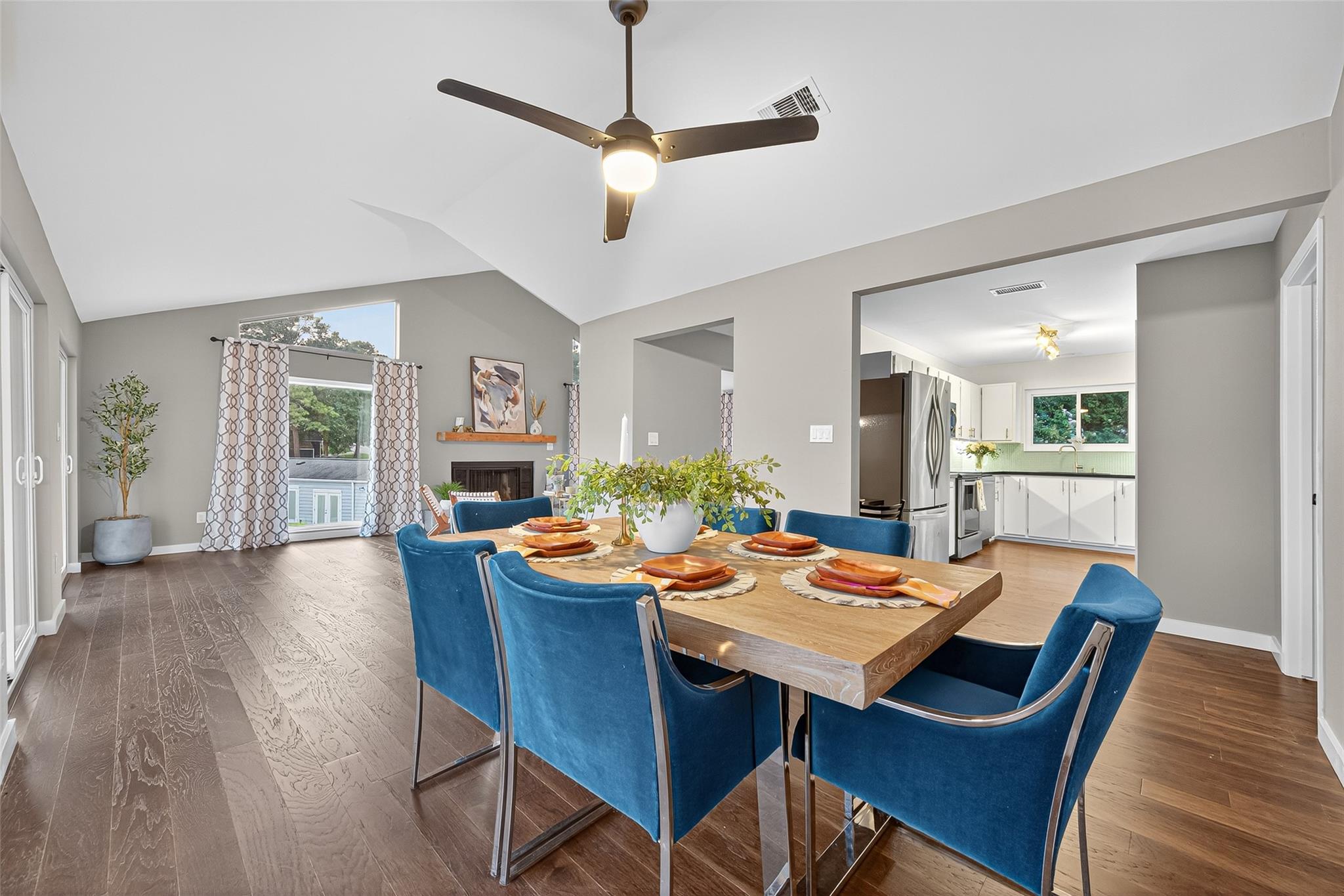 190 Harbour Row Drive, Coldspring