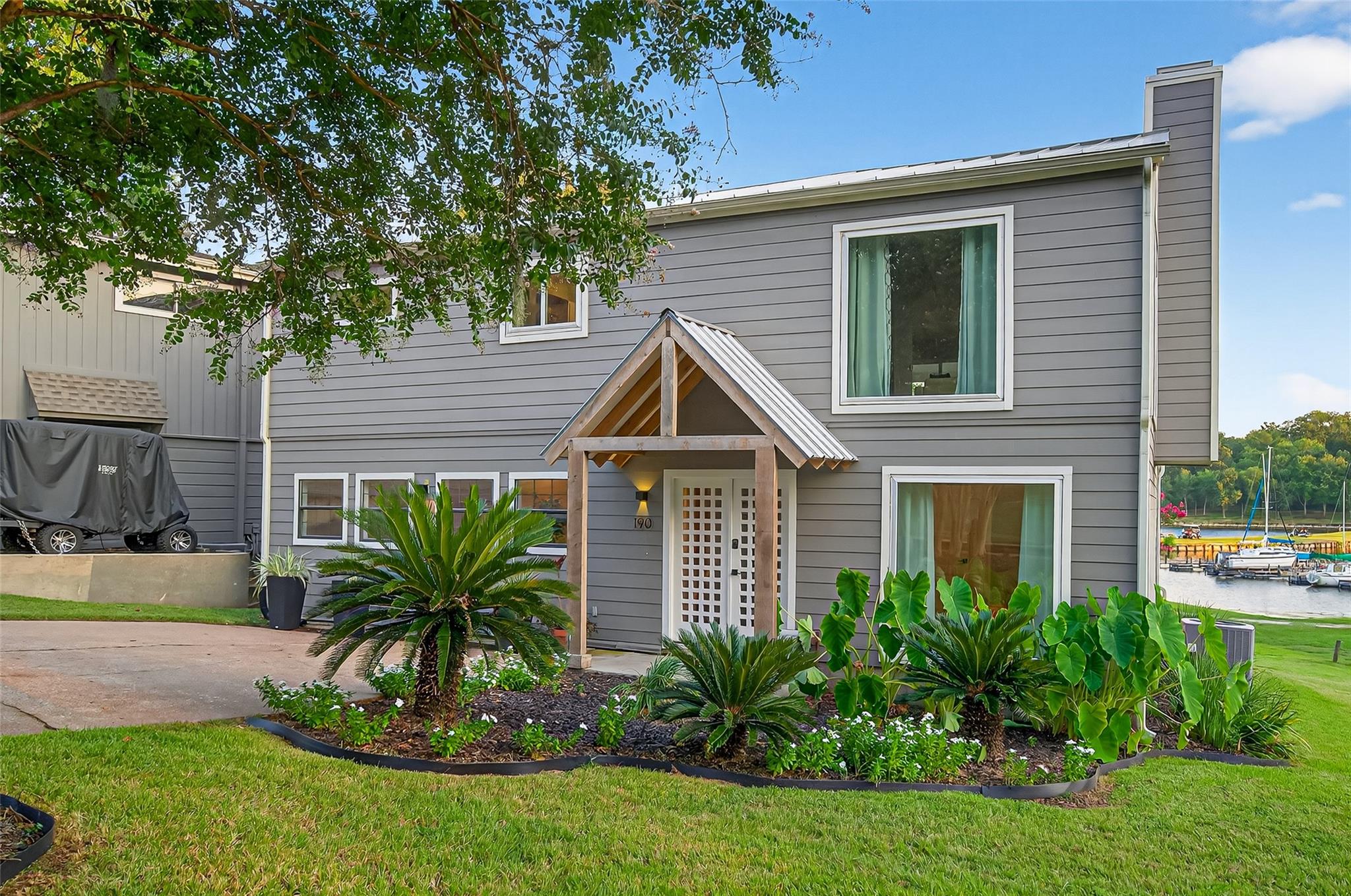 190 Harbour Row Drive, Coldspring