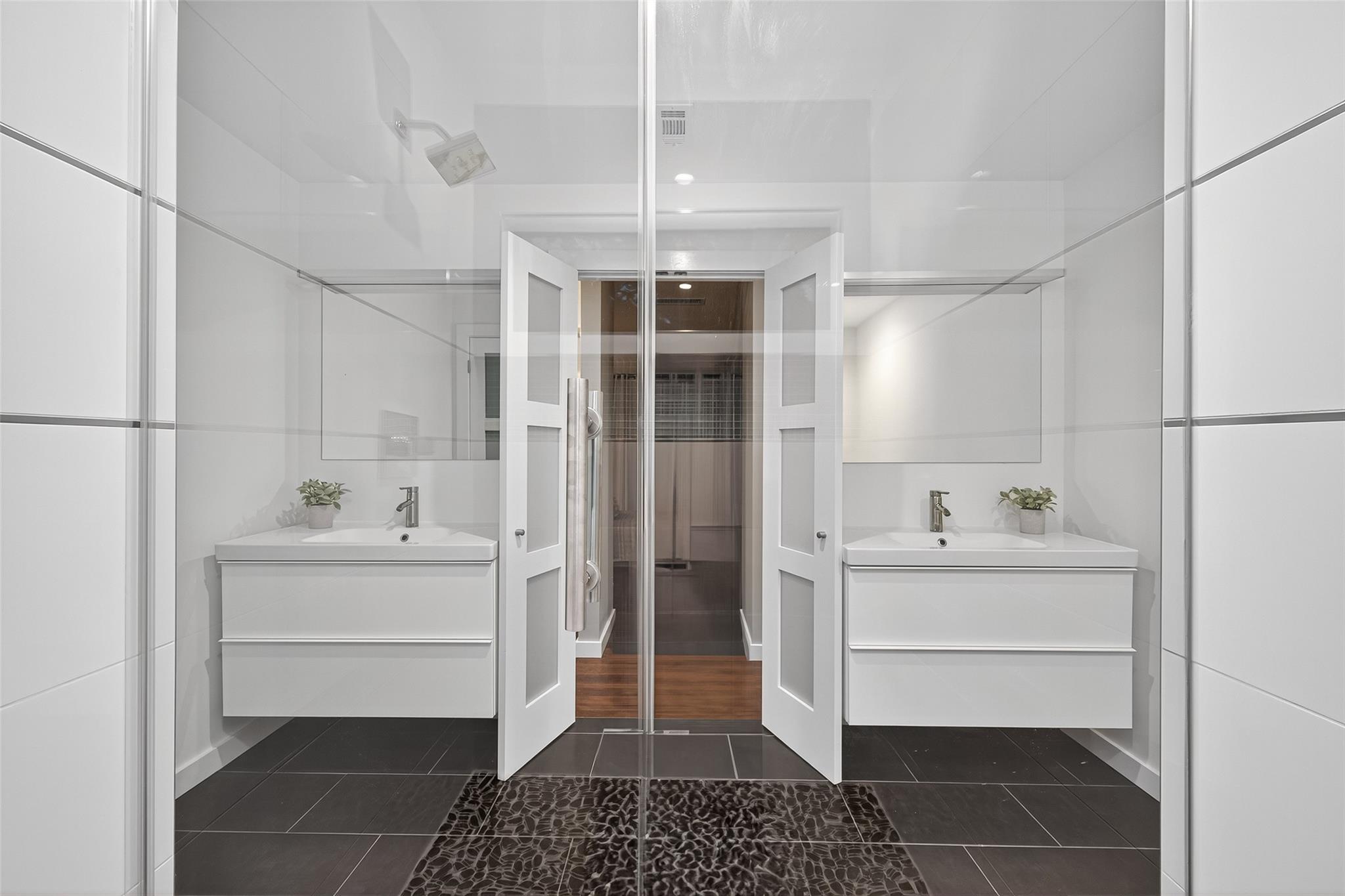 190 Harbour Row Drive, Coldspring