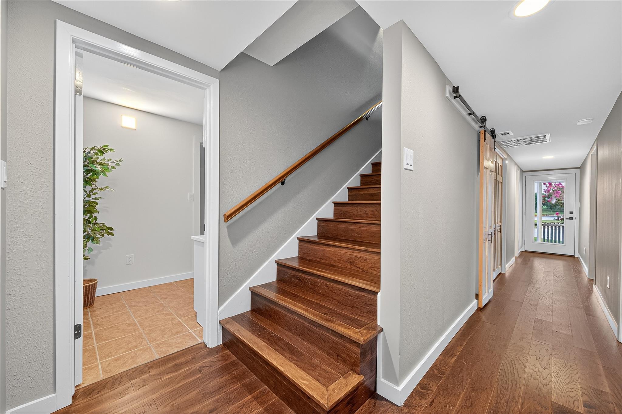 190 Harbour Row Drive, Coldspring