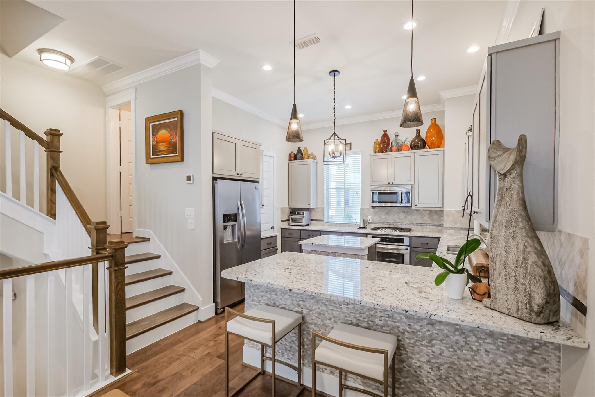 809 Leavenworth Avenue