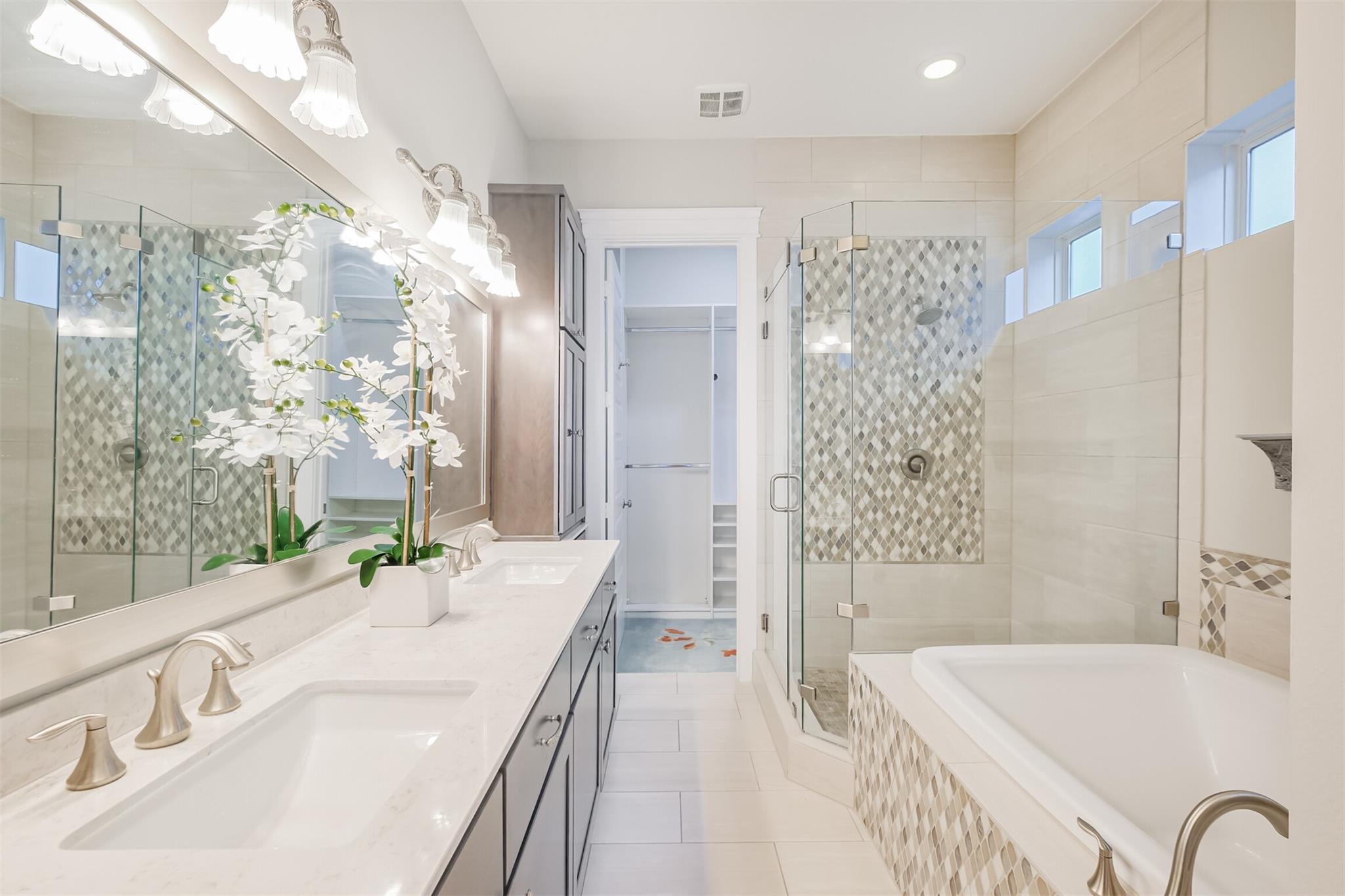 809 Leavenworth Avenue