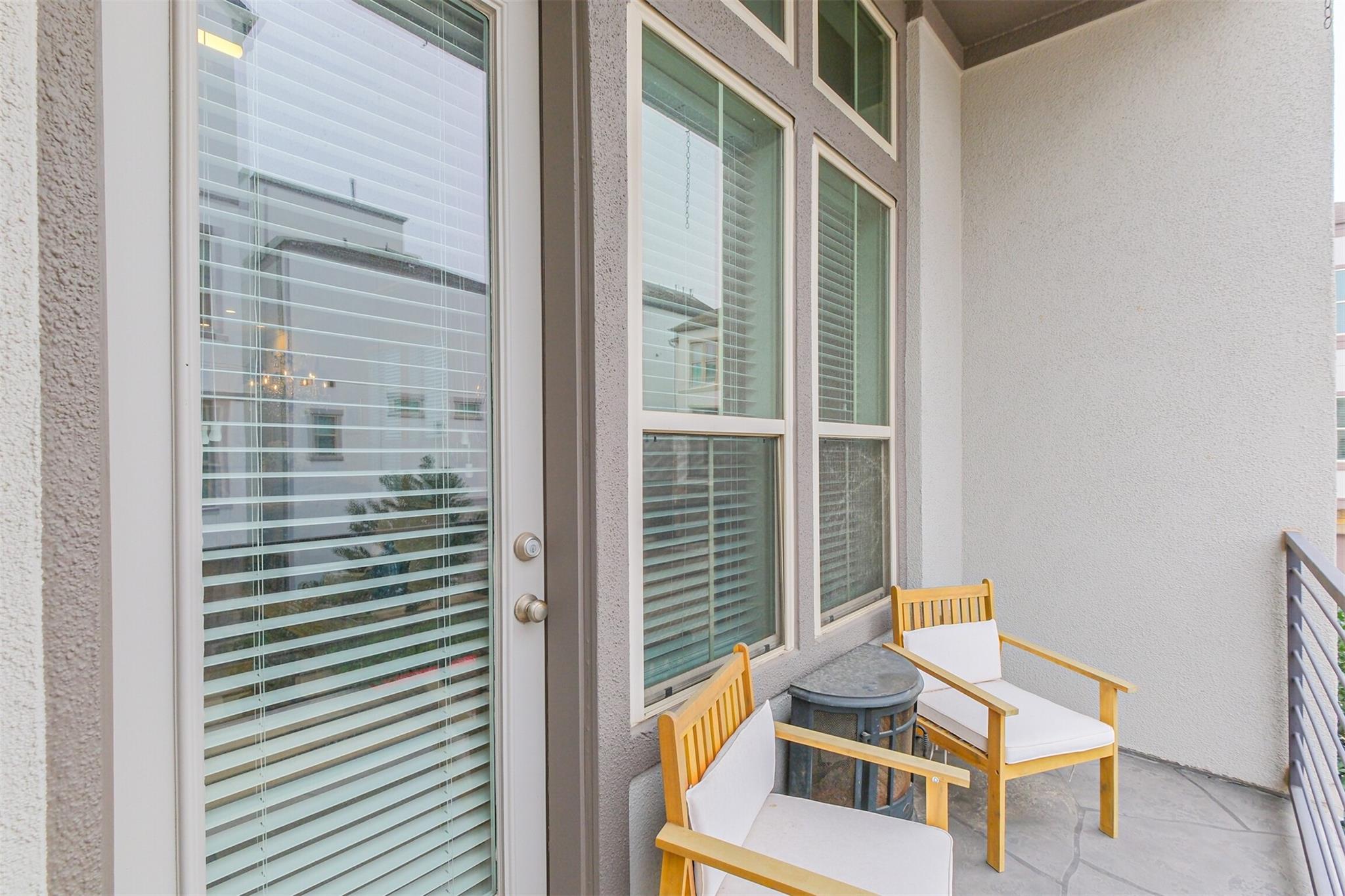 809 Leavenworth Avenue