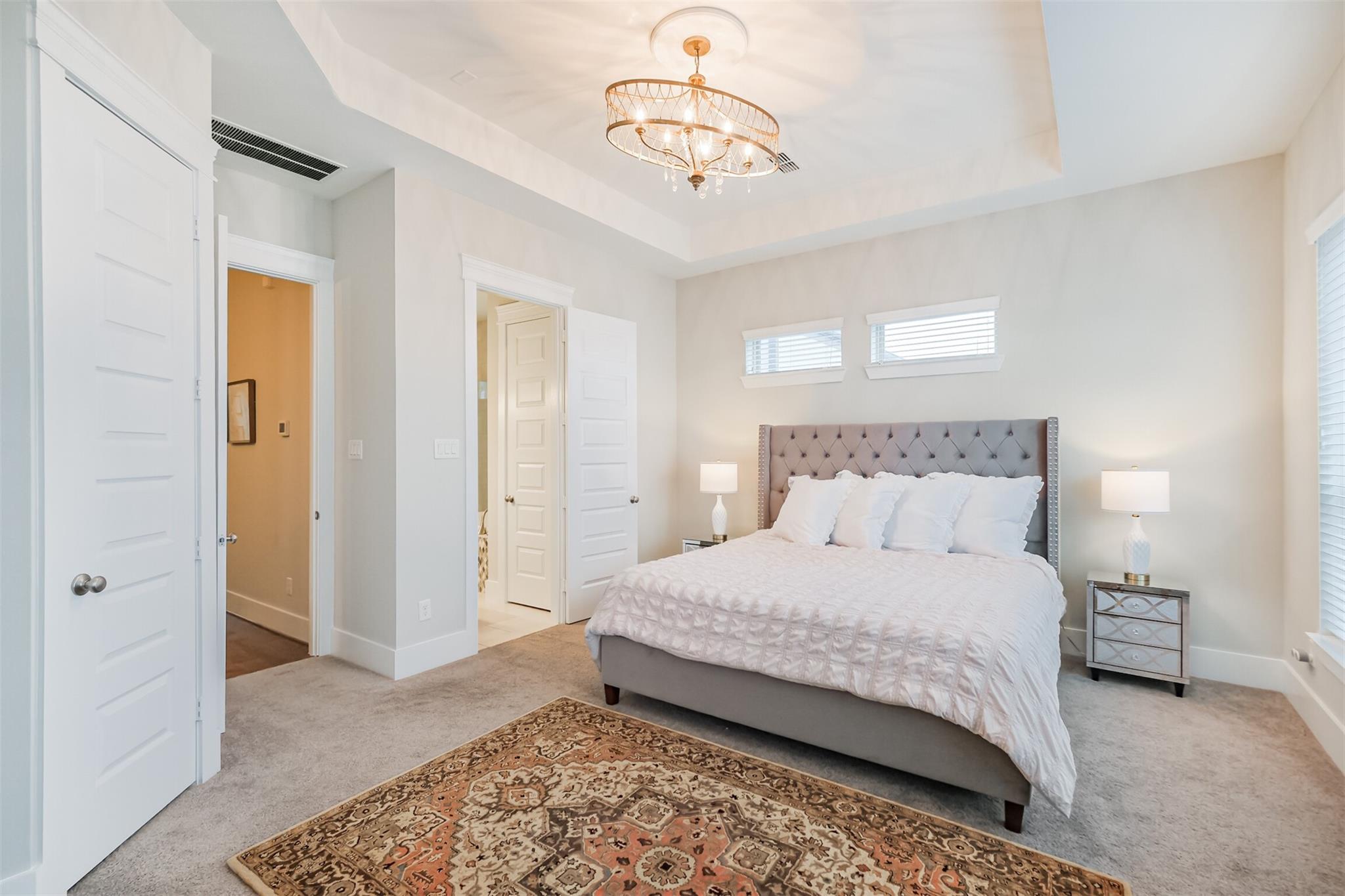 809 Leavenworth Avenue