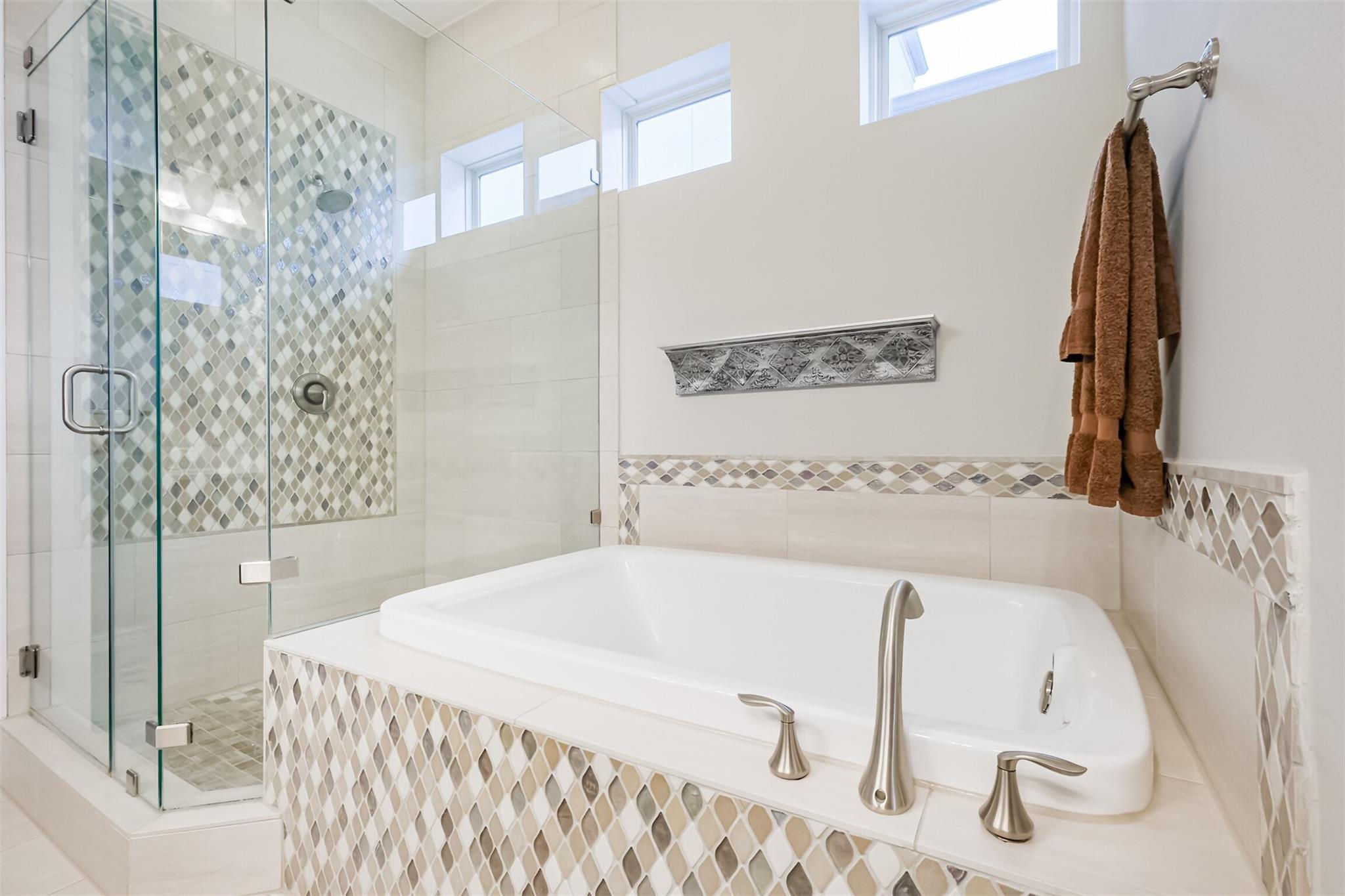 809 Leavenworth Avenue