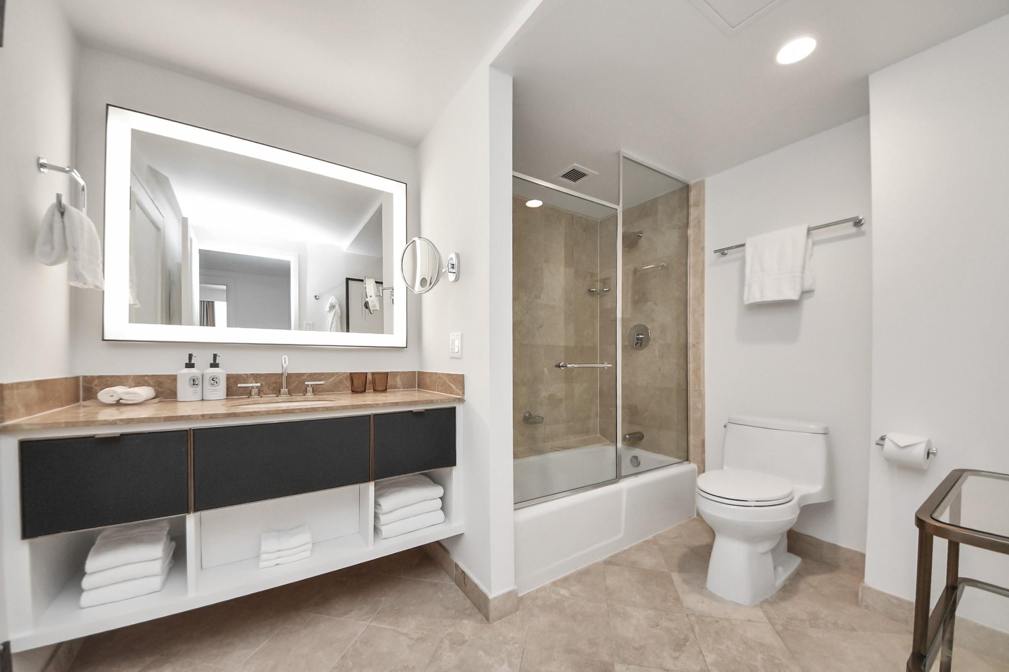 1300 Lamar Street Street # T8