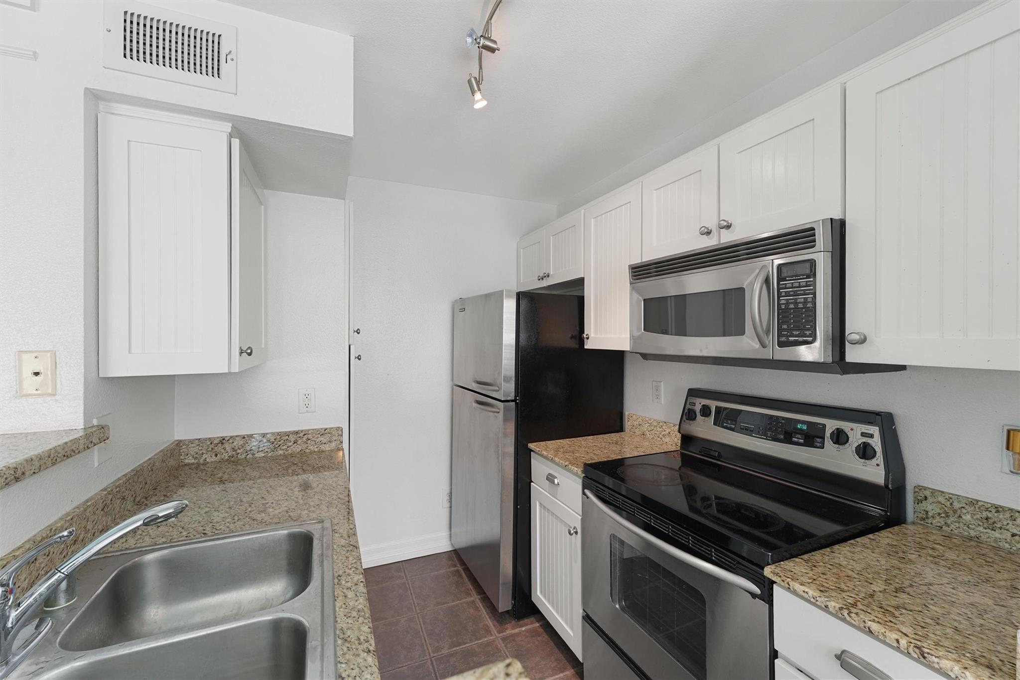 3231 Allen Parkway # 1307