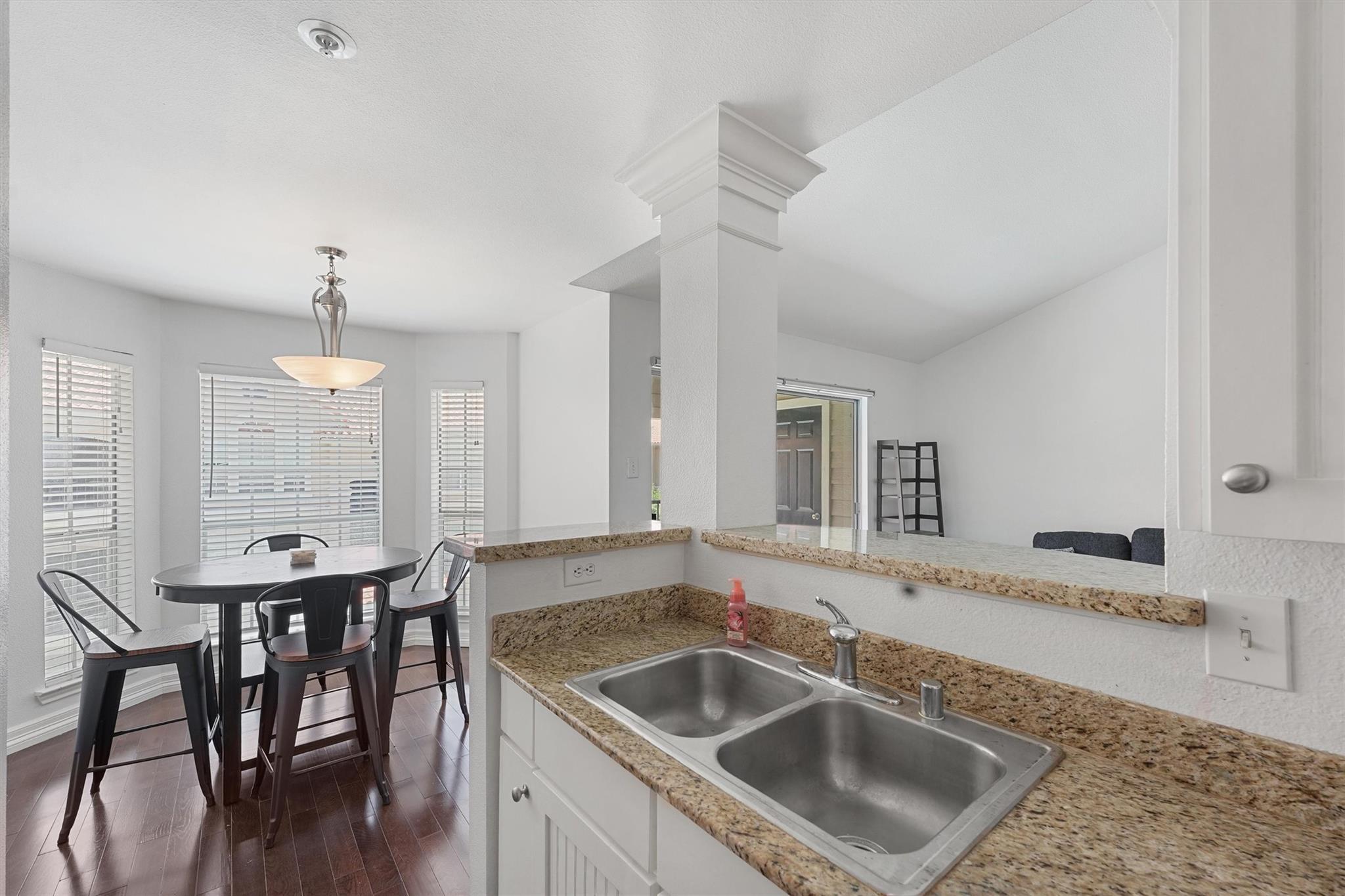 3231 Allen Parkway # 1307