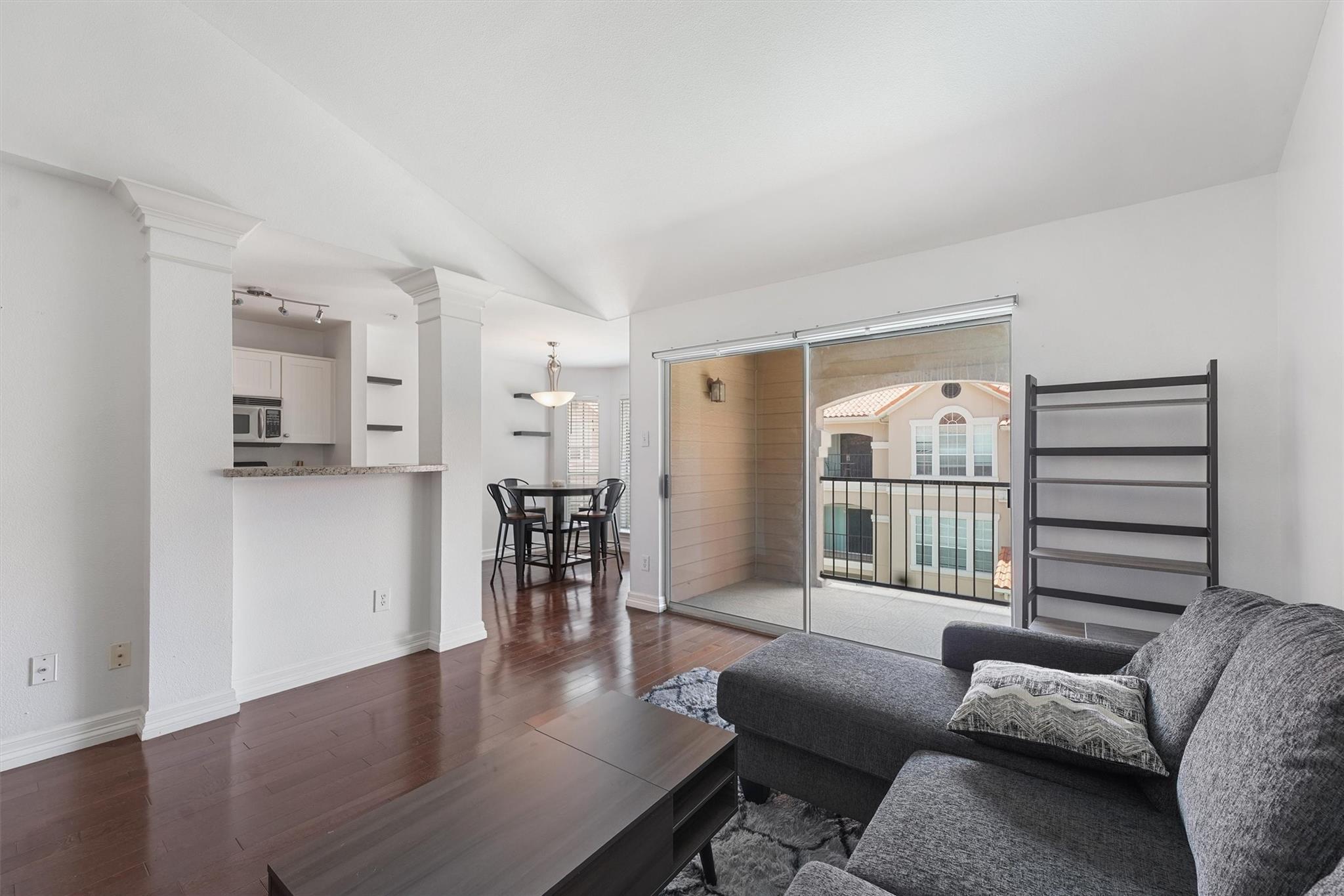 3231 Allen Parkway # 1307