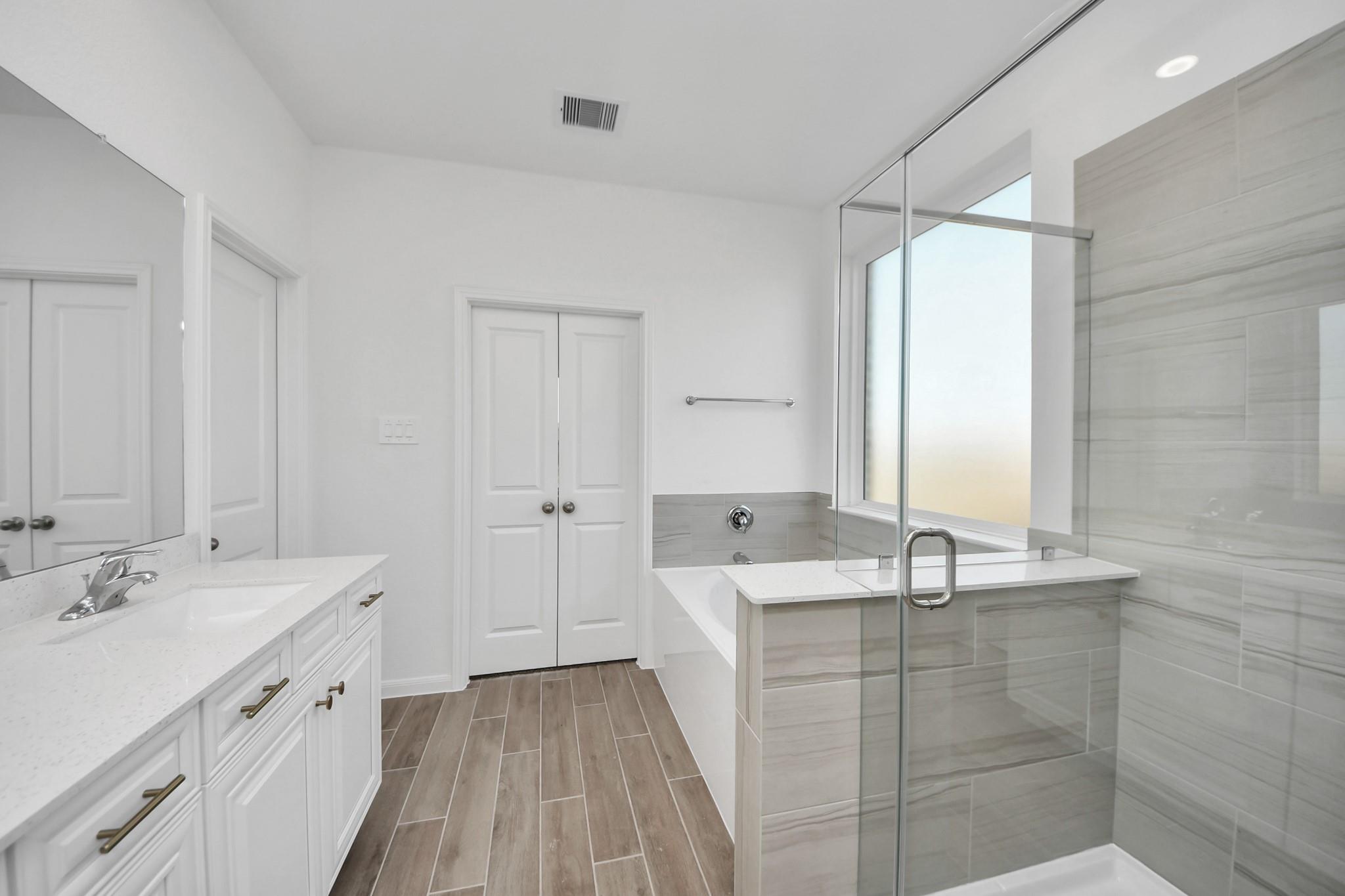 5631 Pearl Vista Drive