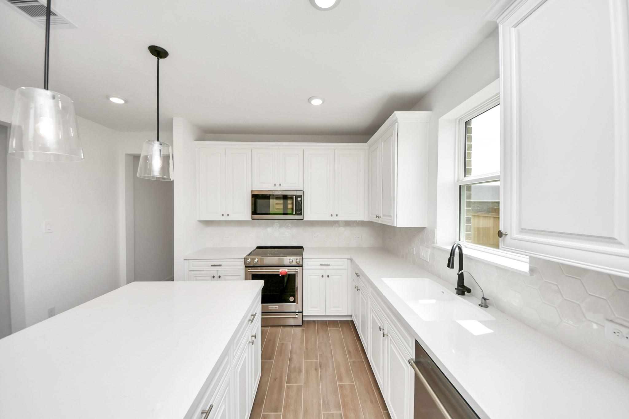 5631 Pearl Vista Drive