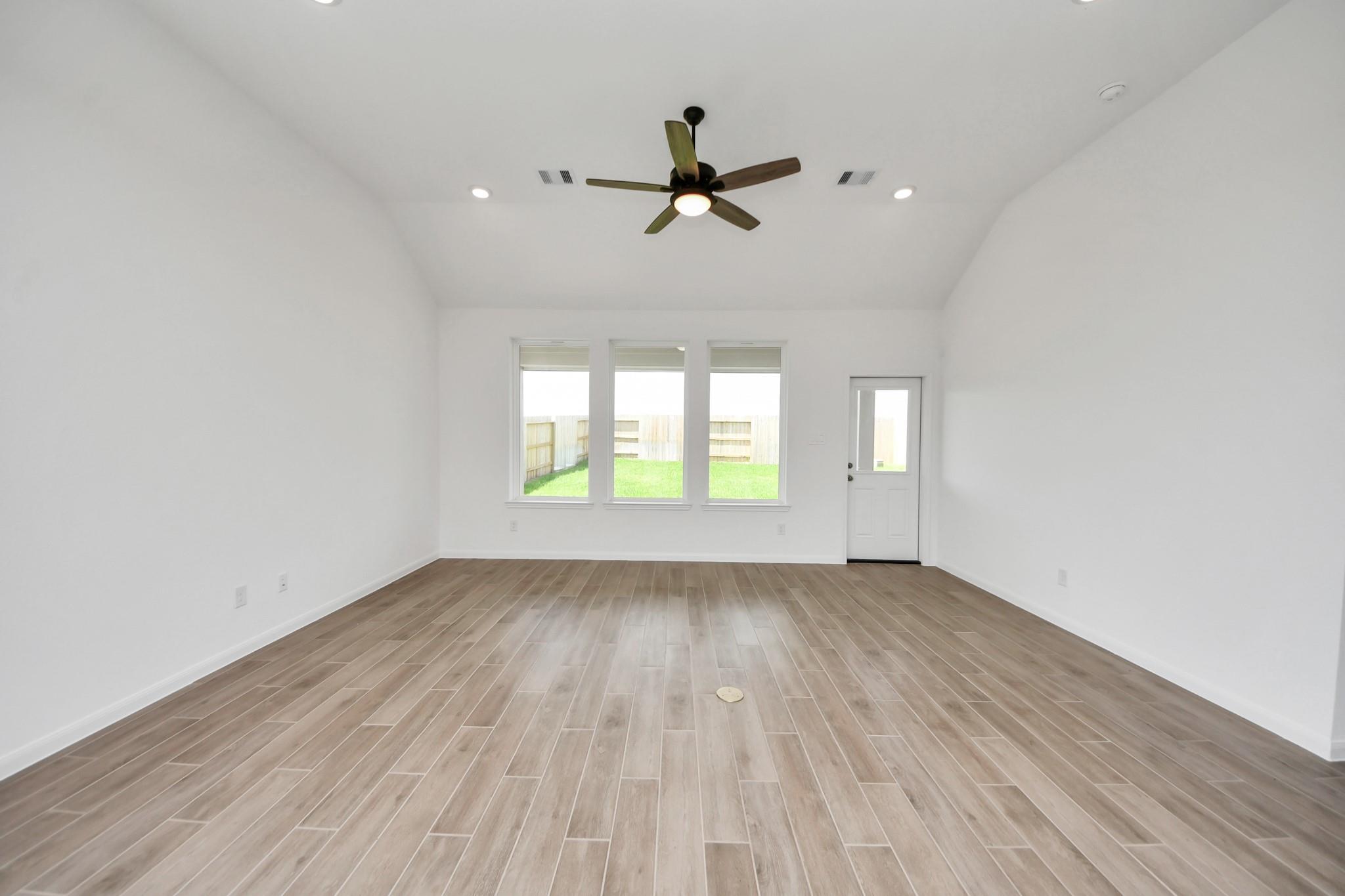 5631 Pearl Vista Drive