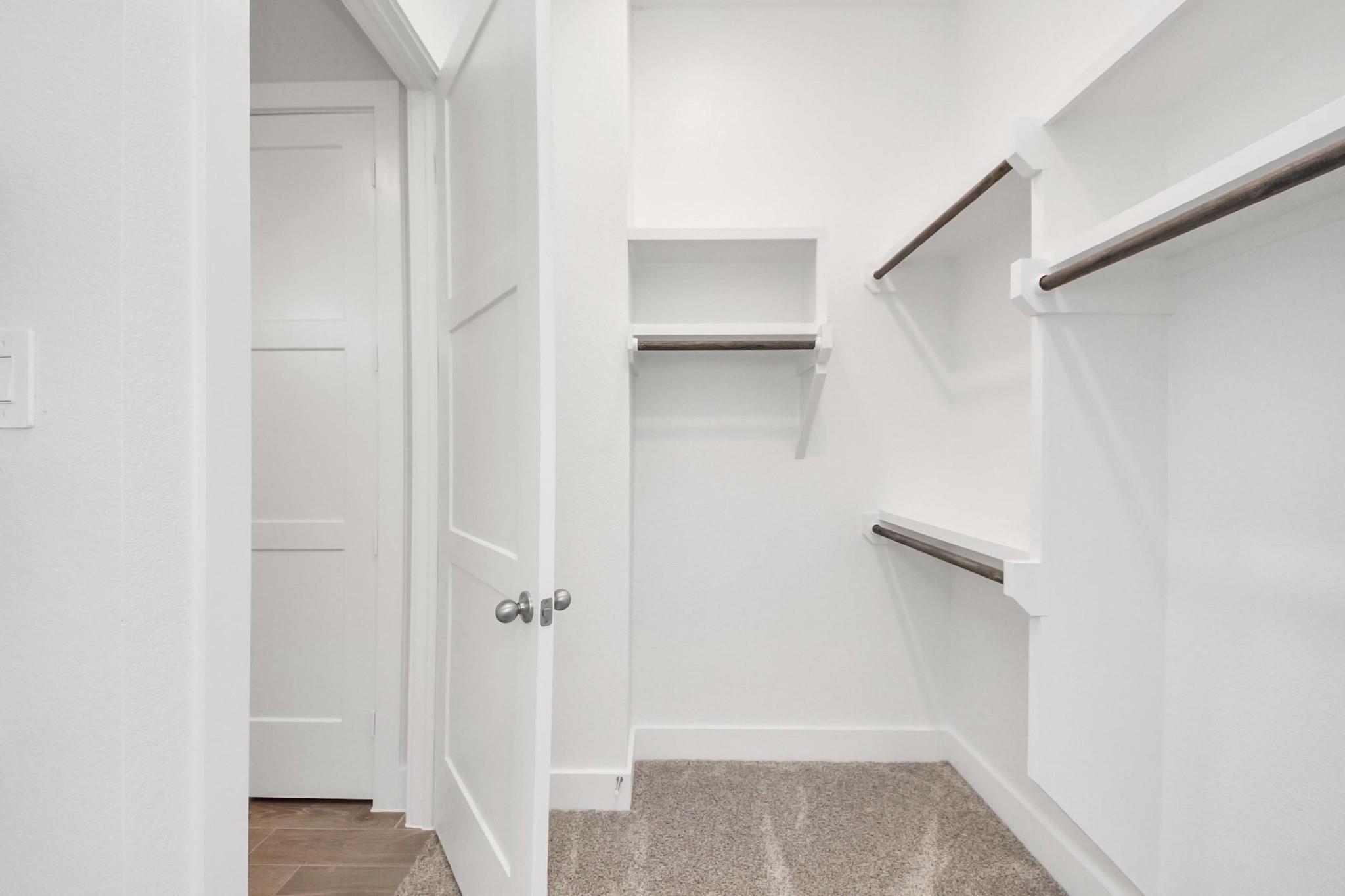 5631 Birchwood Glen Drive