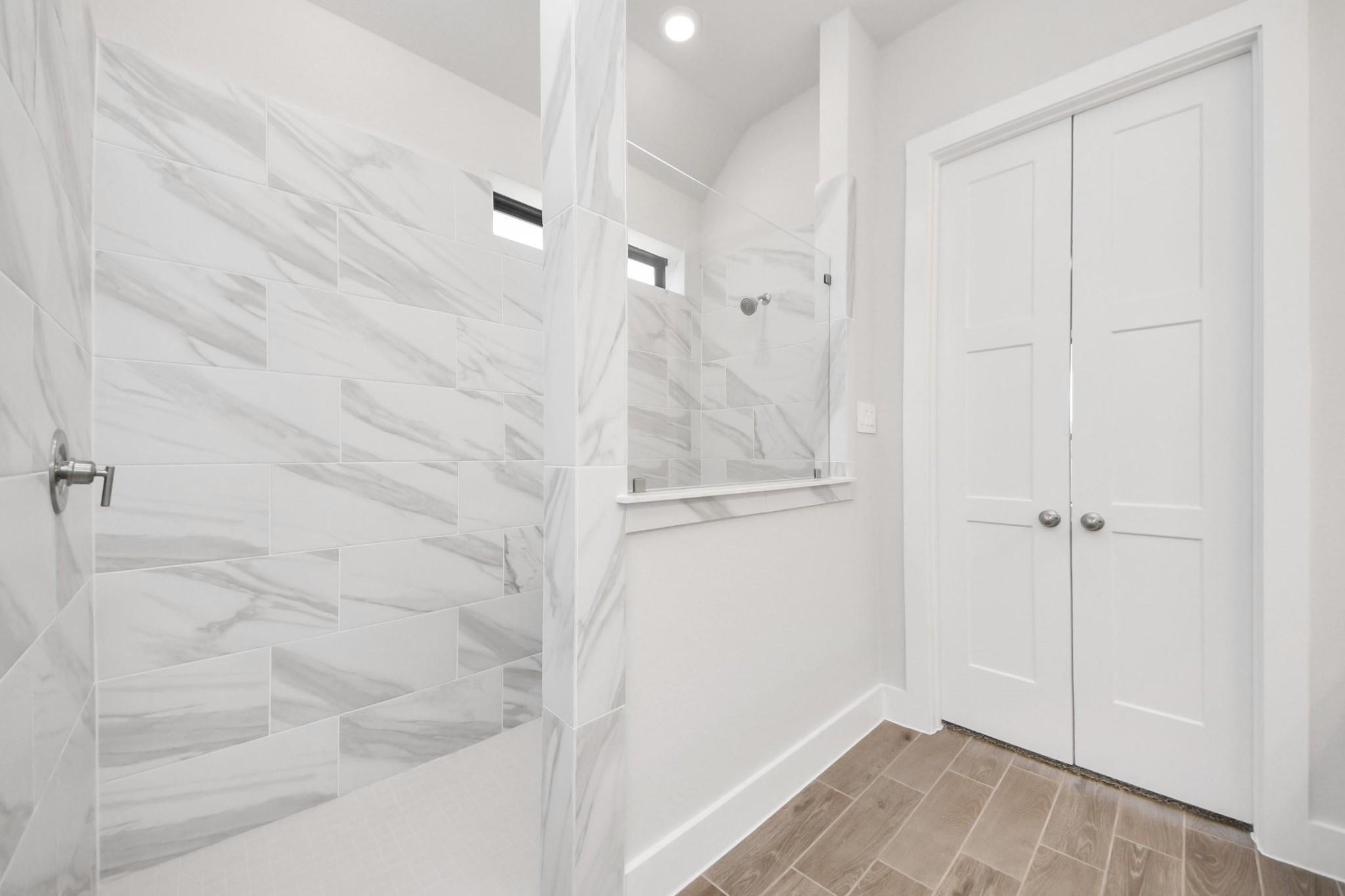 5631 Birchwood Glen Drive