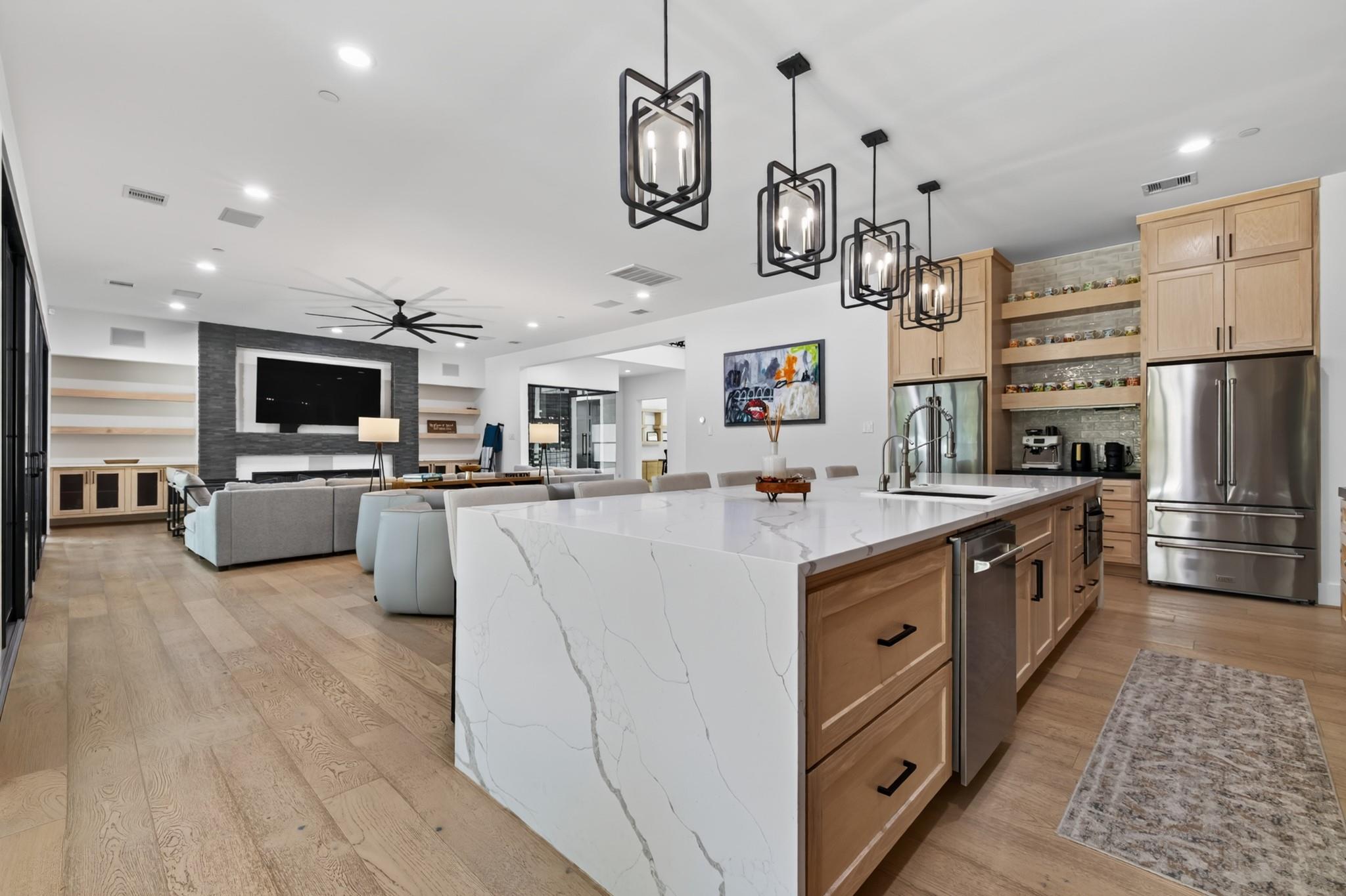 1432 Bingle Road