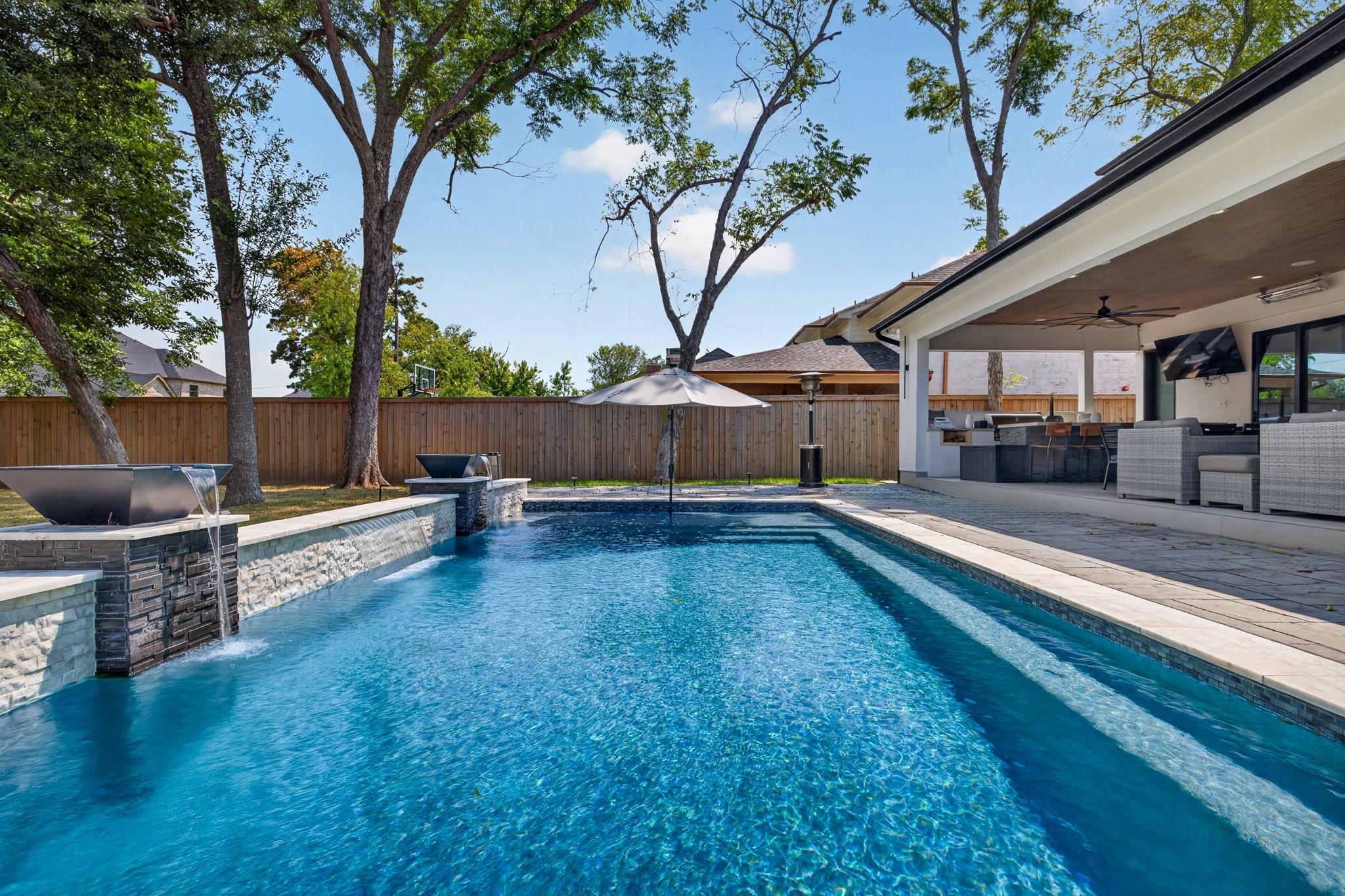 1432 Bingle Road