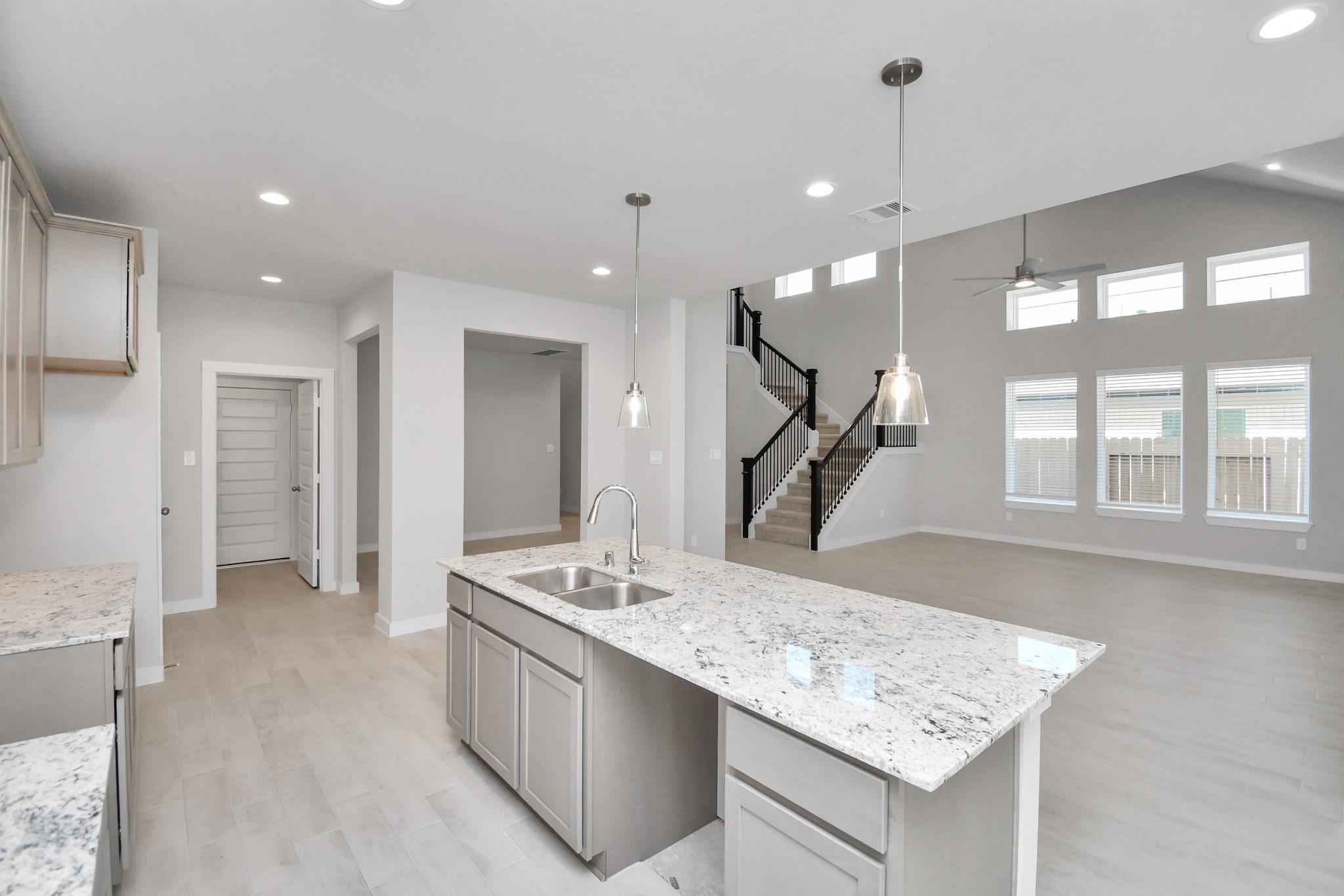 11902 Royal Willow Lane