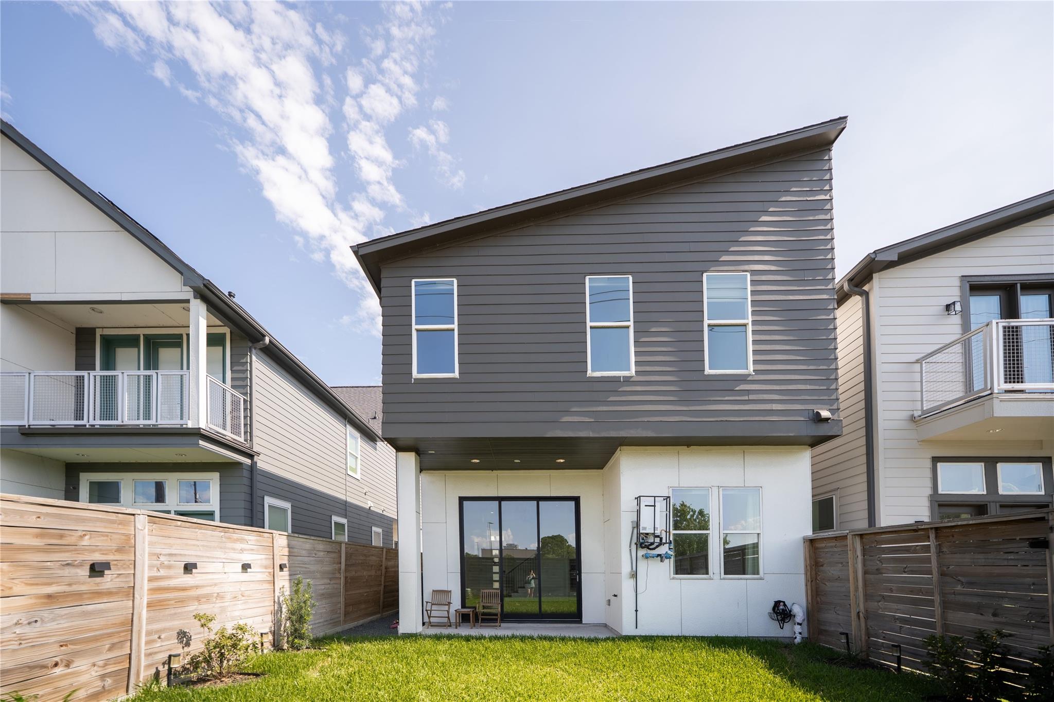 9806 Blissful Prairie Lane