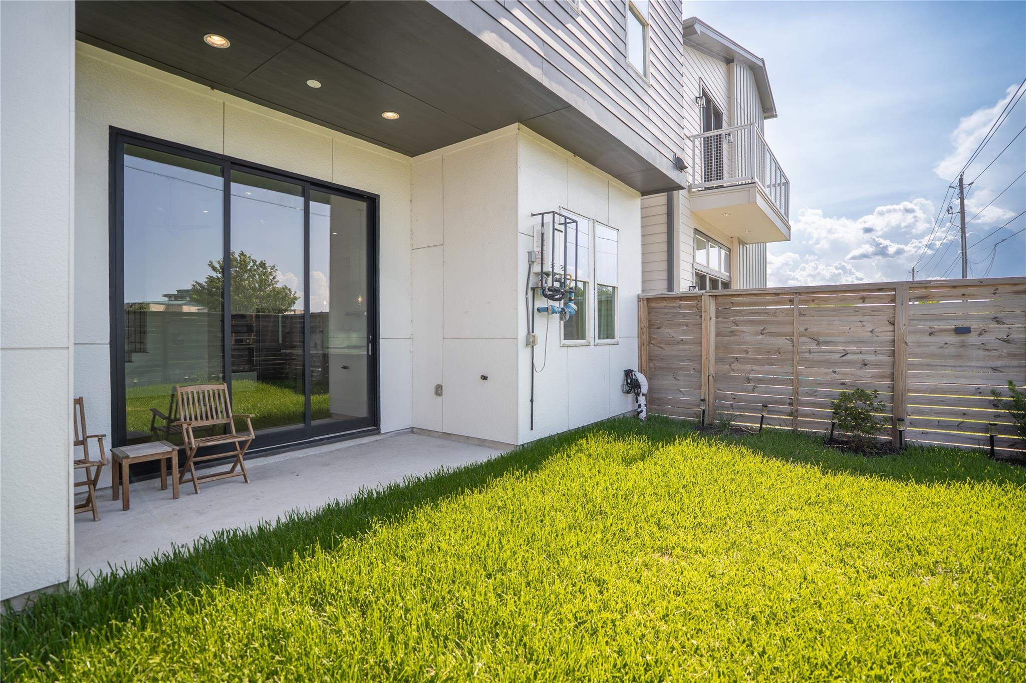 9806 Blissful Prairie Lane