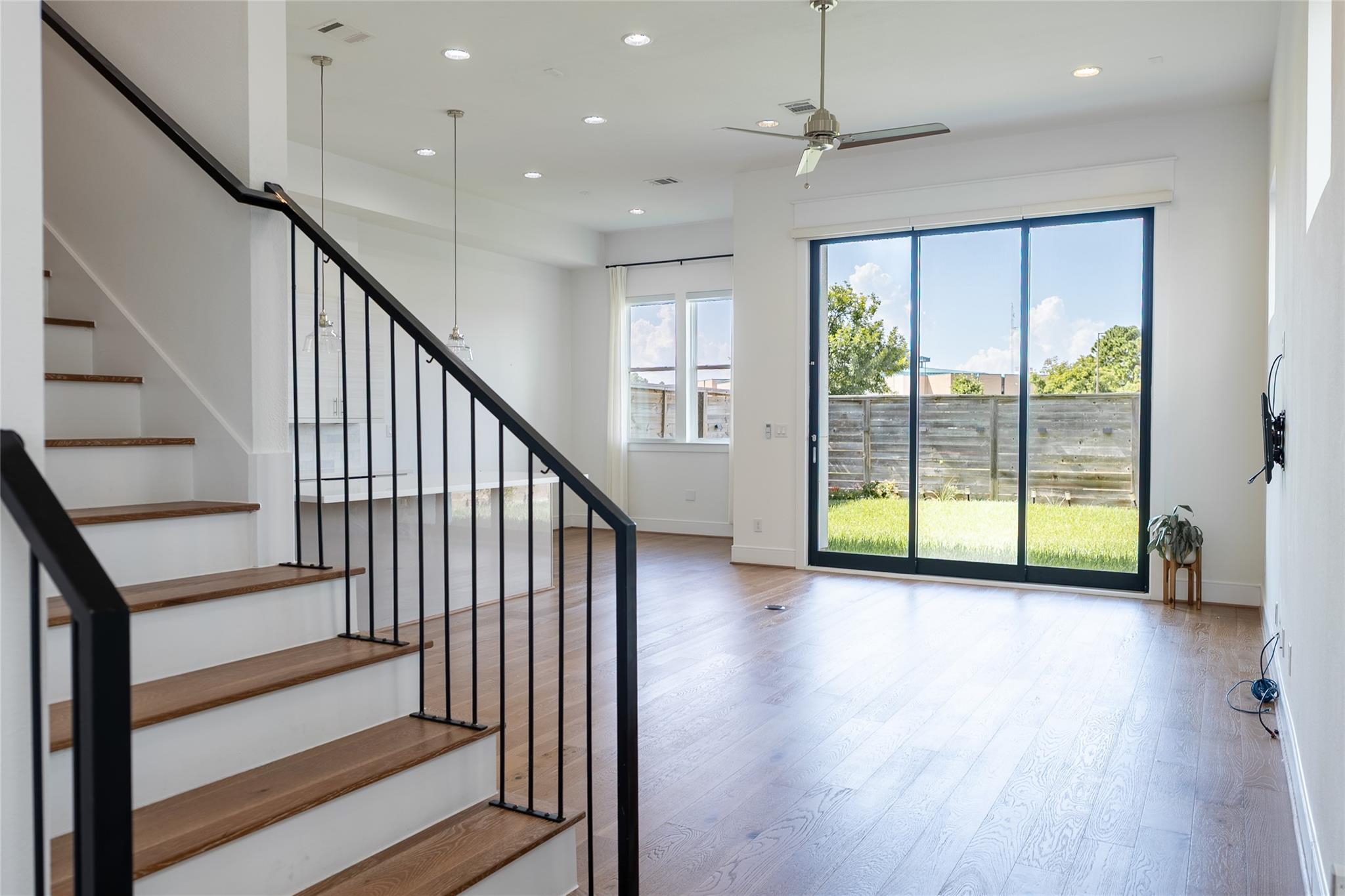 9806 Blissful Prairie Lane