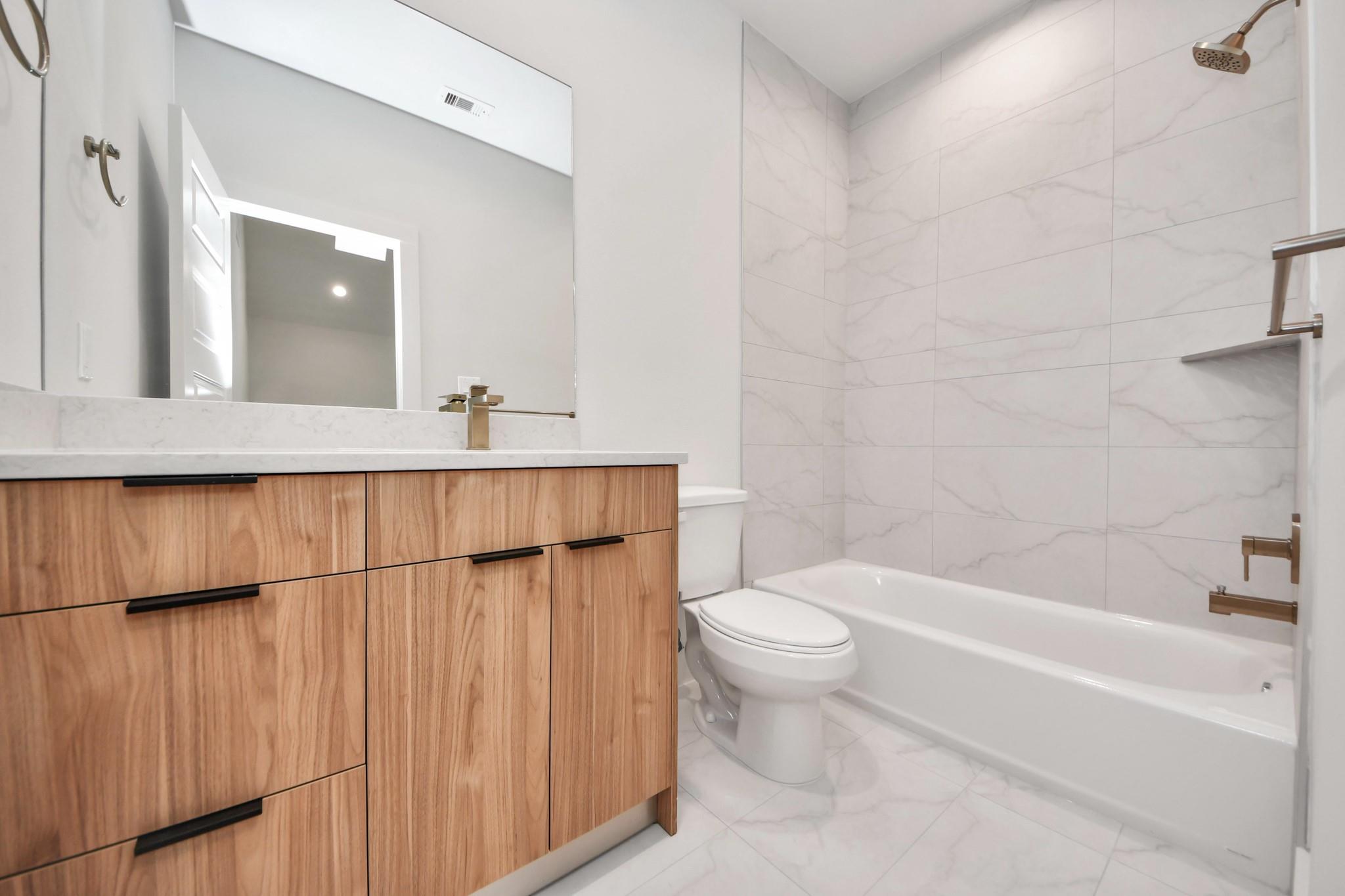 13105 Moncloa Drive