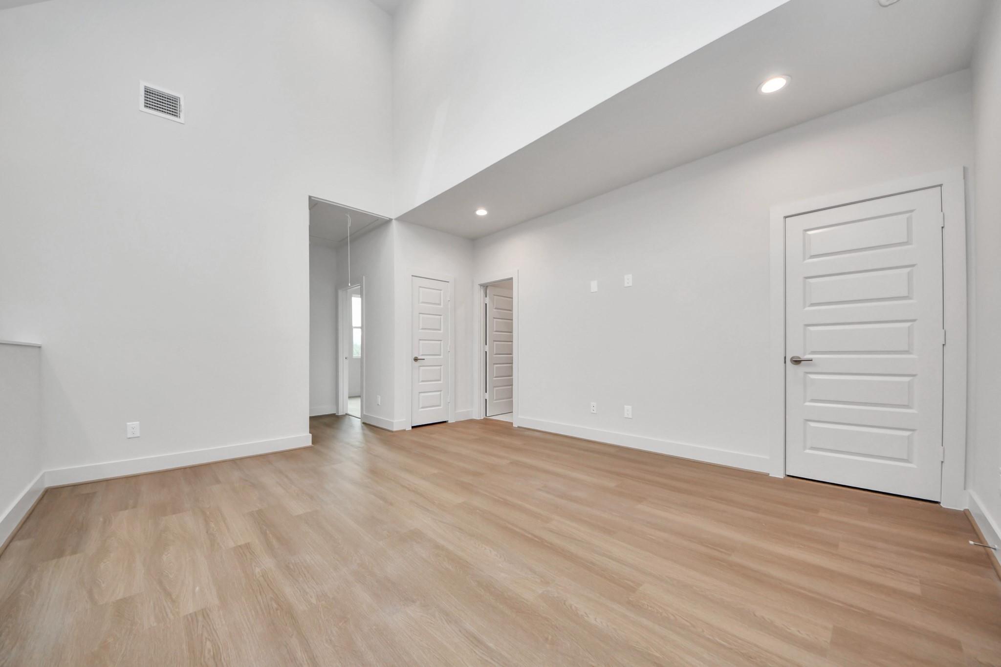 13105 Moncloa Drive
