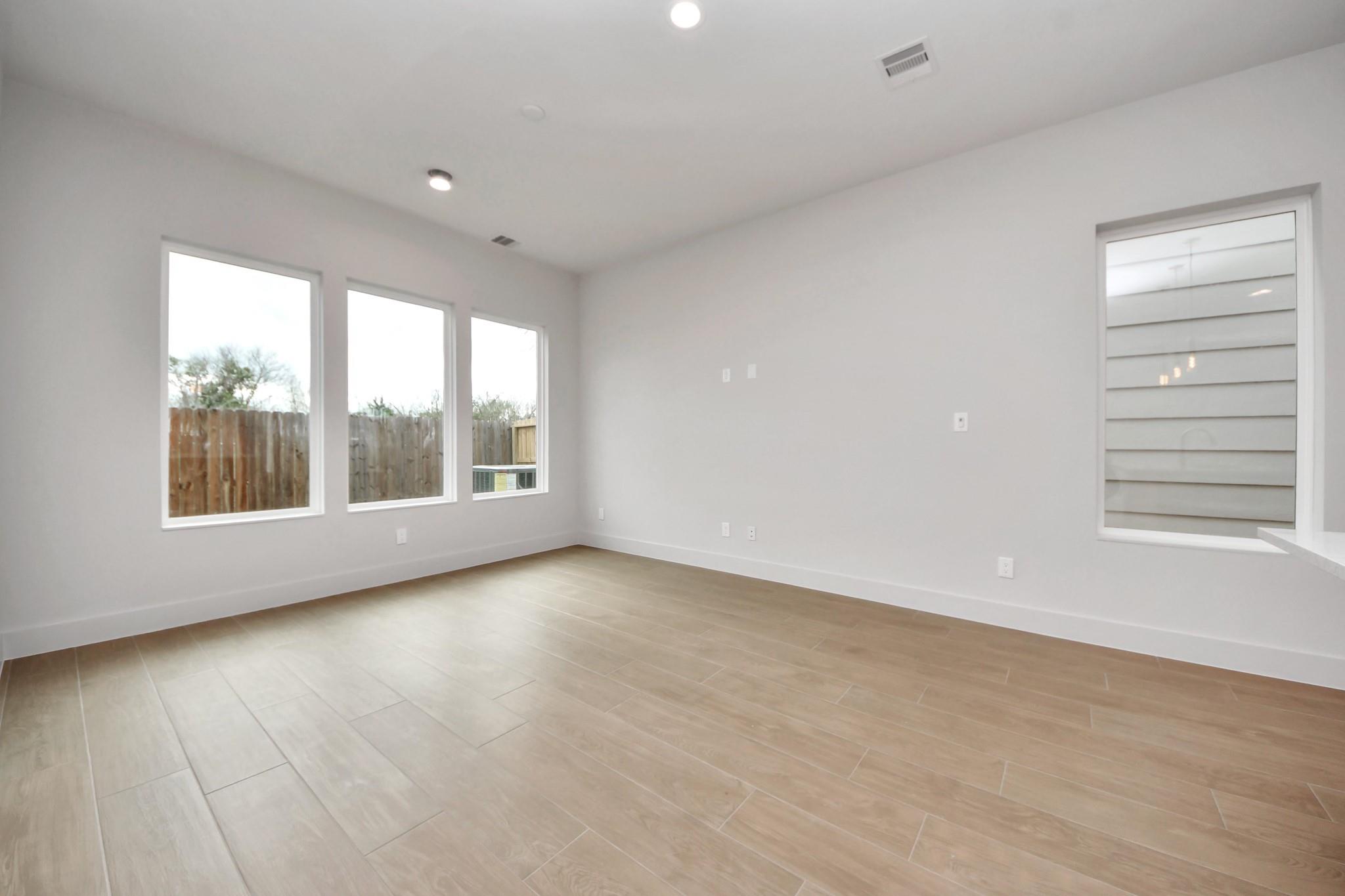 13105 Moncloa Drive