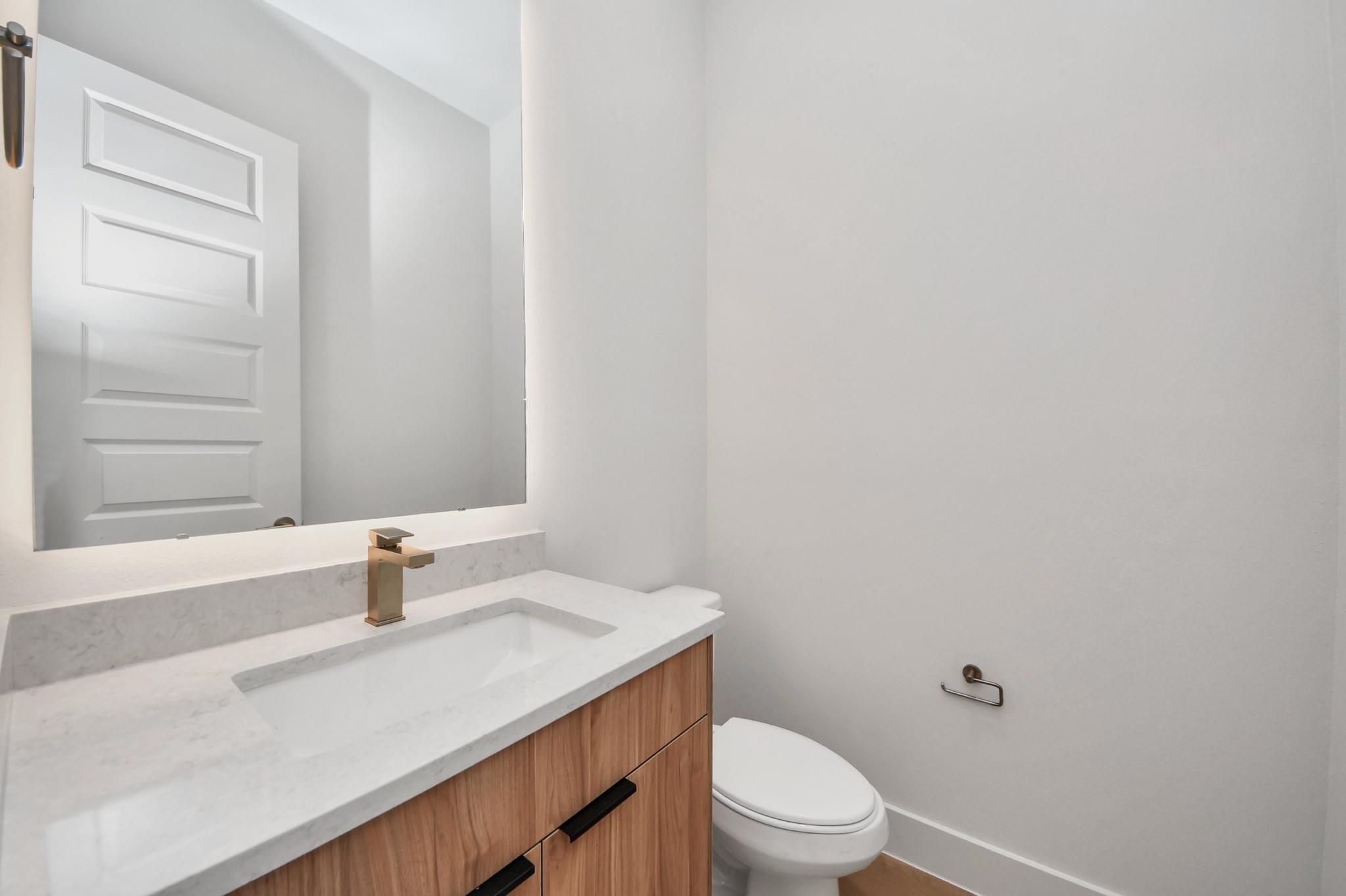 13105 Moncloa Drive