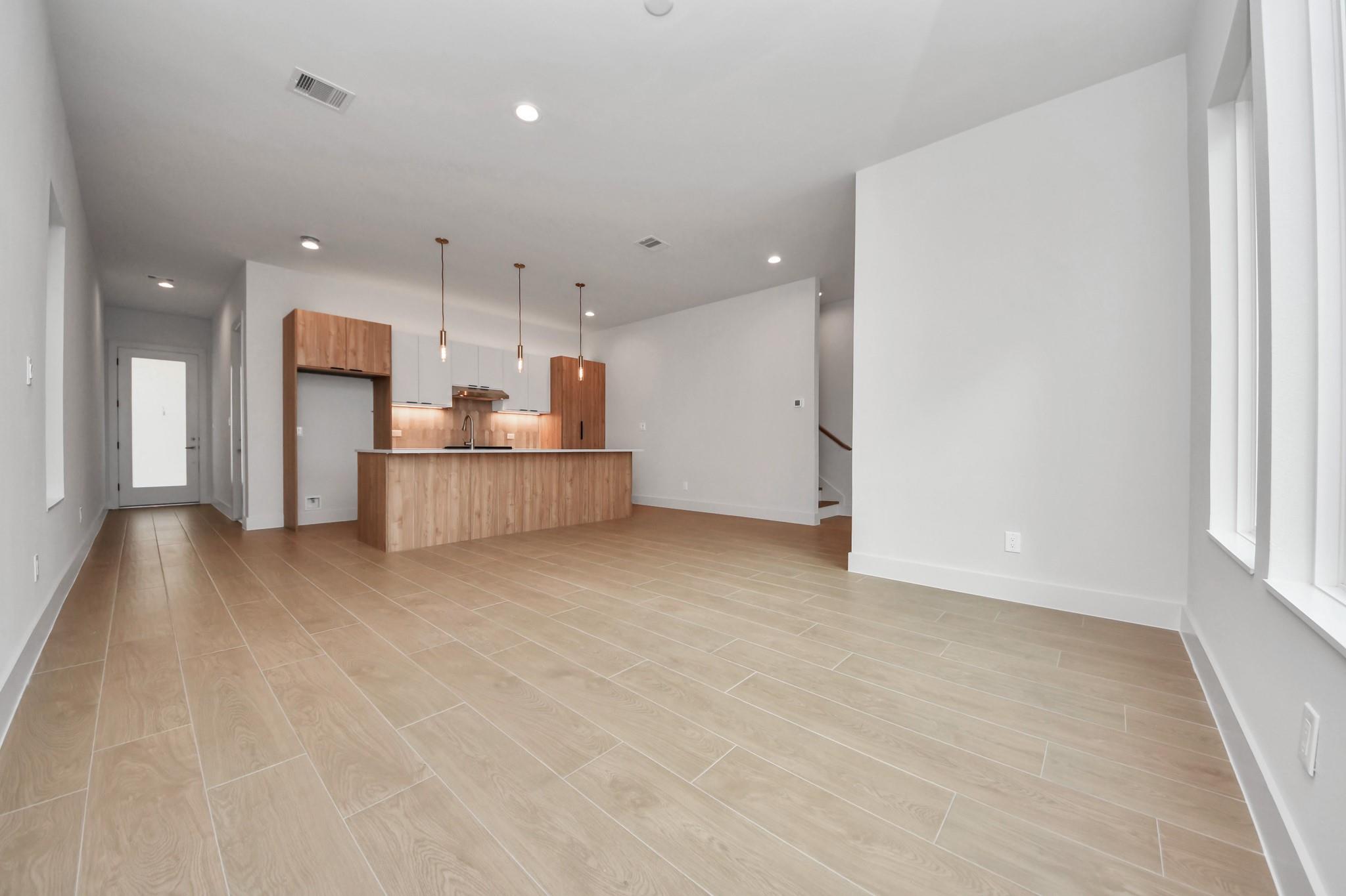 13105 Moncloa Drive