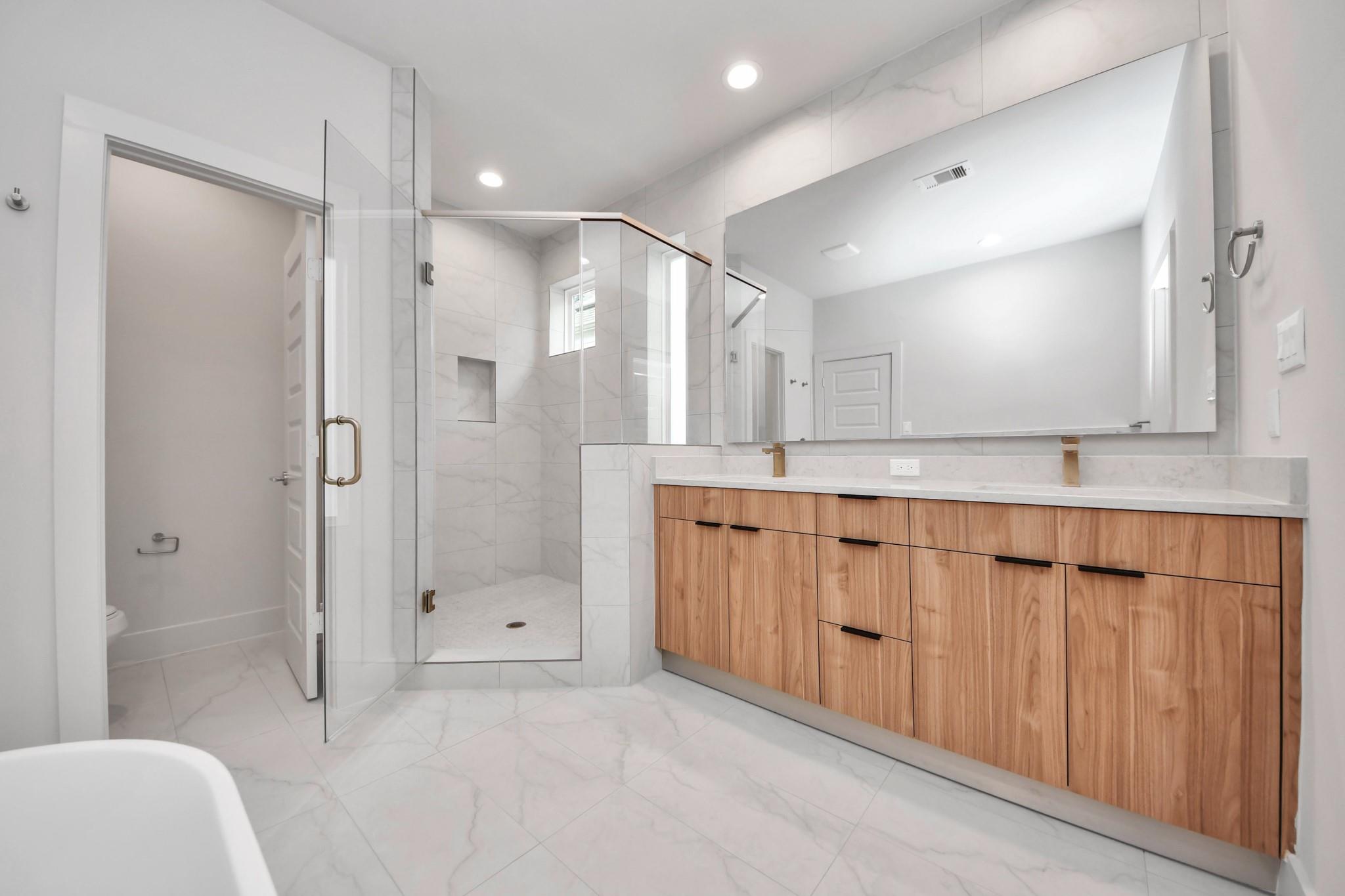 13105 Moncloa Drive