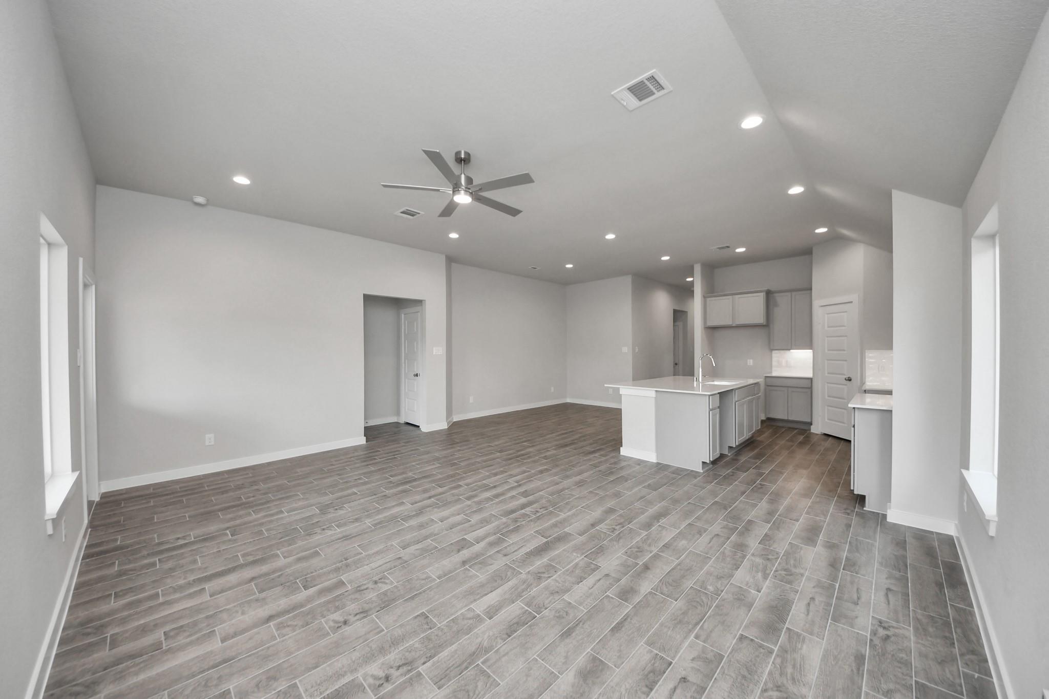 11910 Royal Willow Lane
