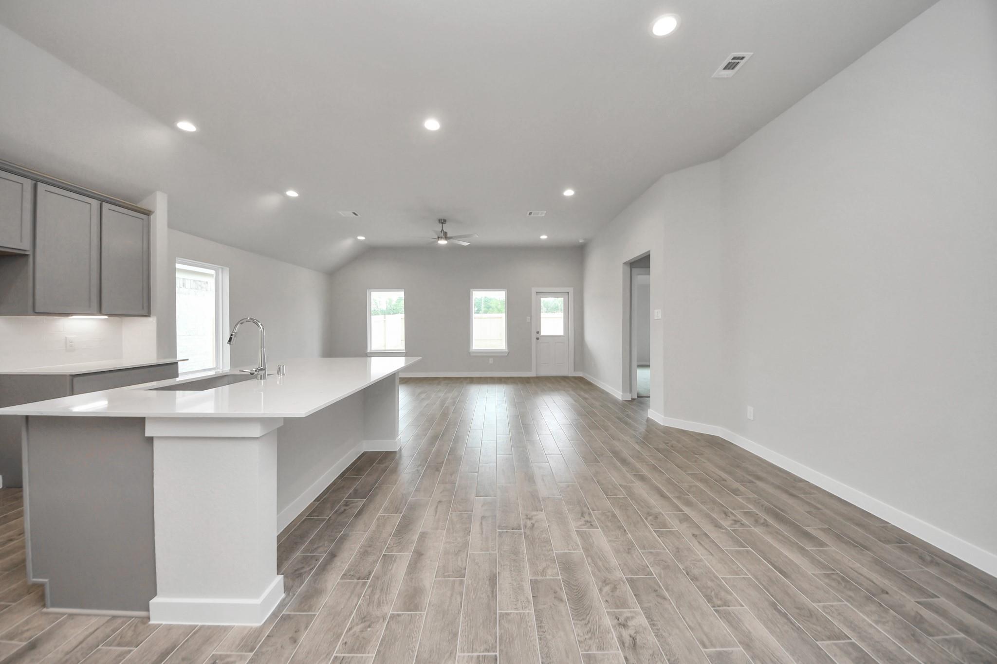 11910 Royal Willow Lane