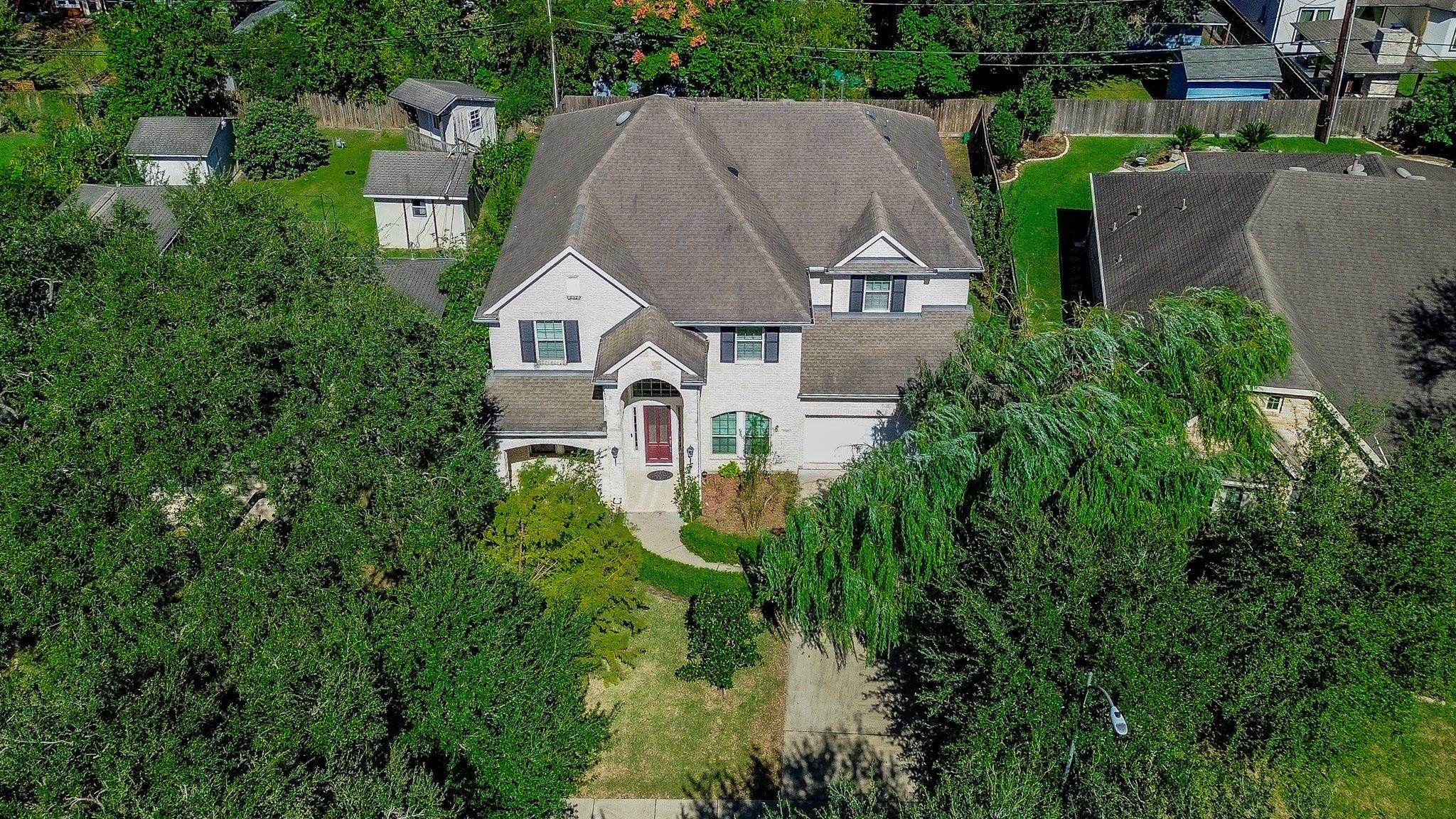 3302 Rochdale Street